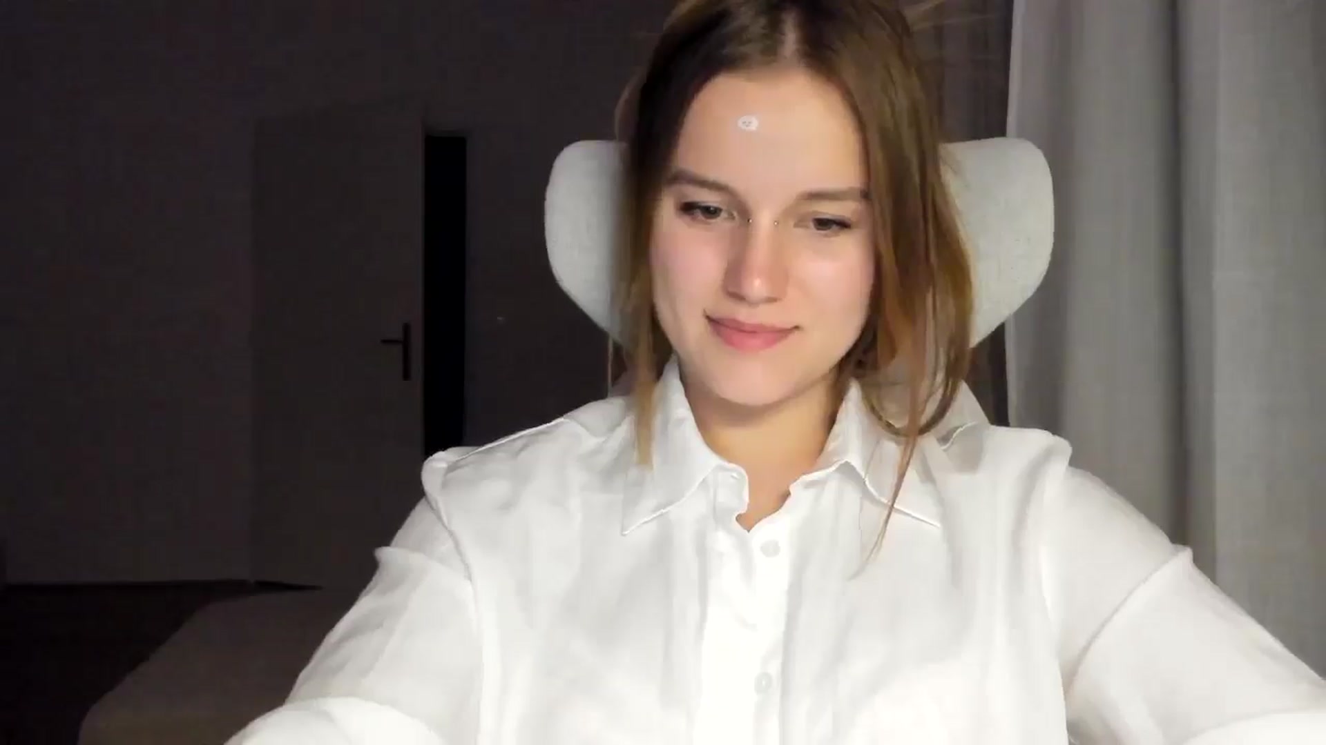 Gallery image thumbnail from Lia_lisia's myfreecams stream on, 01/08/2026, 22:56 image 7 of 20