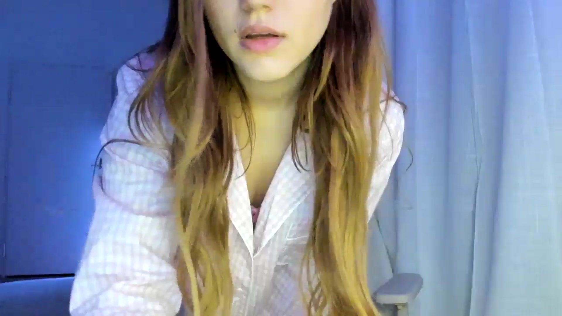 Gallery image thumbnail from Lia_lisia's myfreecams stream on, 01/11/2026, 24:34 image 13 of 20
