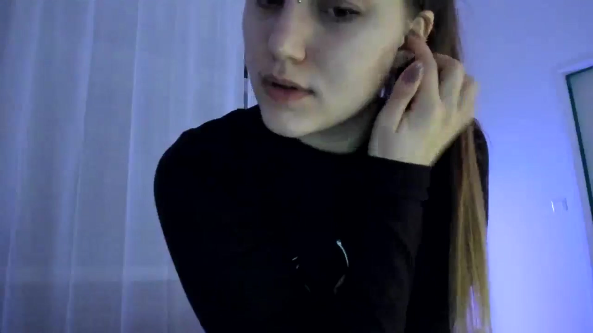 Gallery image thumbnail from Lia_lisia's myfreecams stream on, 01/11/2026, 23:14 image 2 of 20