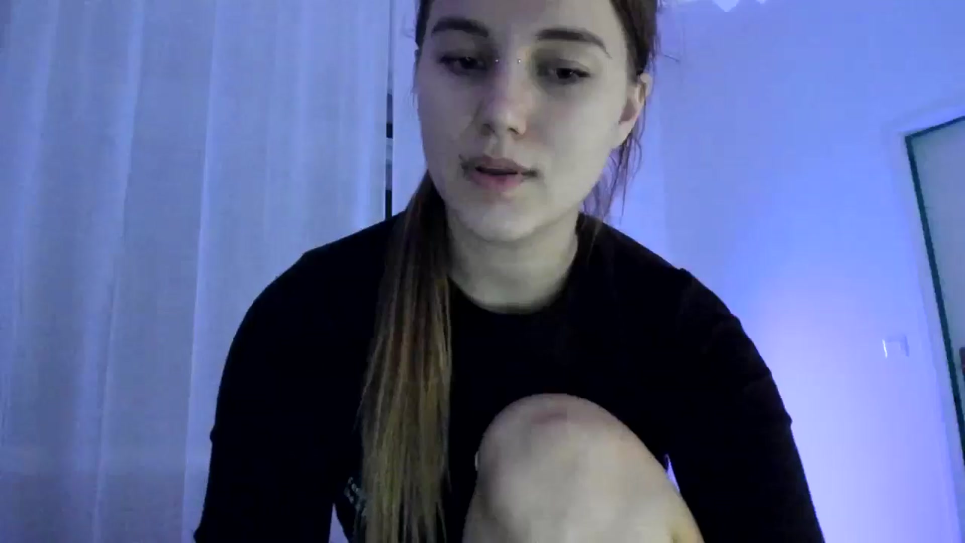 Gallery image thumbnail from Lia_lisia's myfreecams stream on, 01/11/2026, 23:14 image 9 of 20