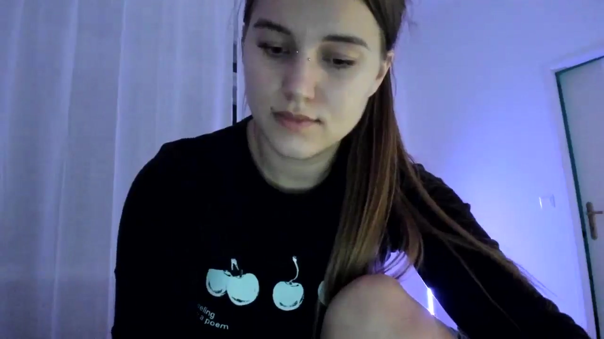 Gallery image thumbnail from Lia_lisia's myfreecams stream on, 01/11/2026, 23:14 image 19 of 20