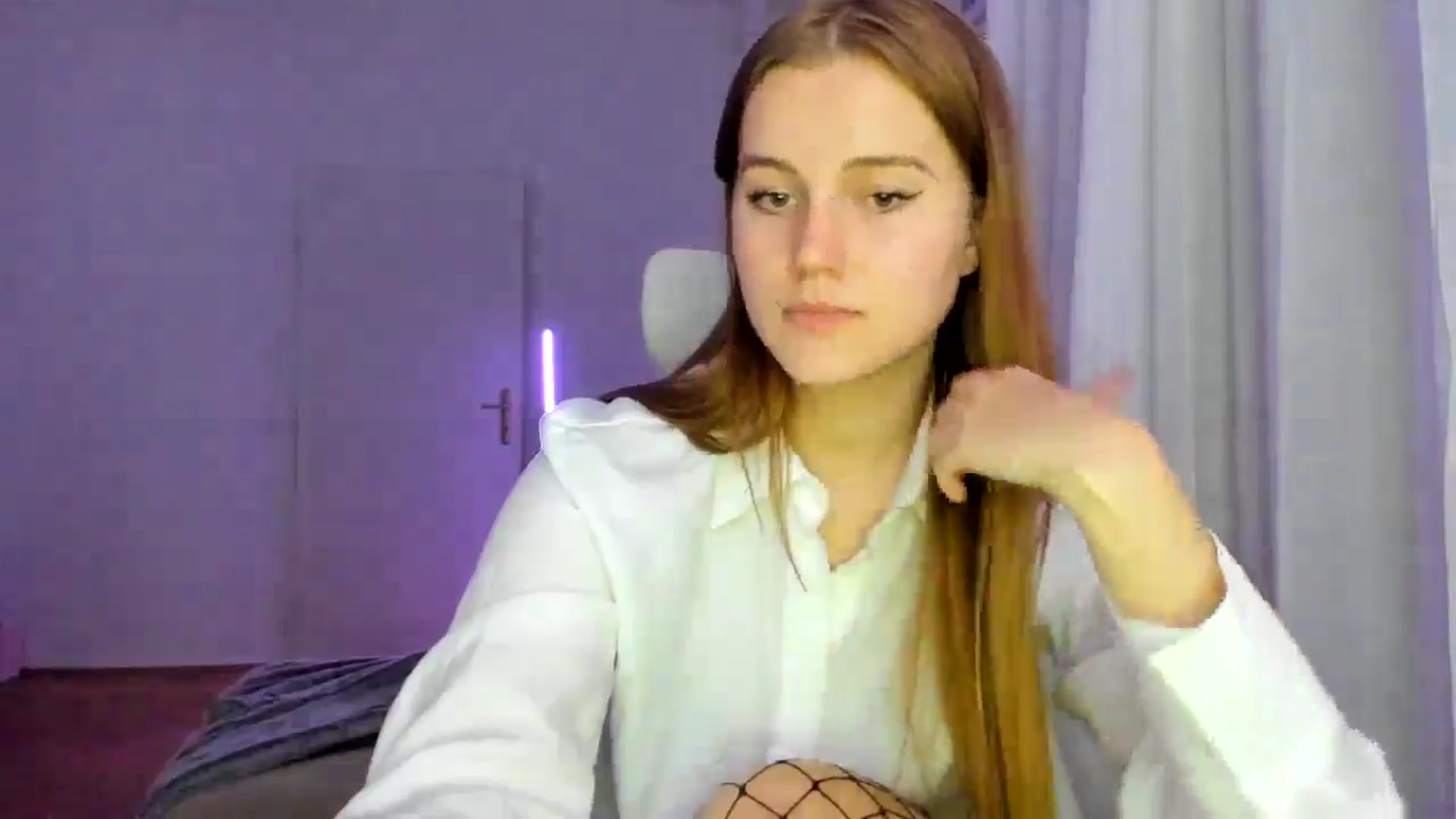 Gallery image thumbnail from Lia_lisia's myfreecams stream on, 01/15/2026, 21:17 image 15 of 20