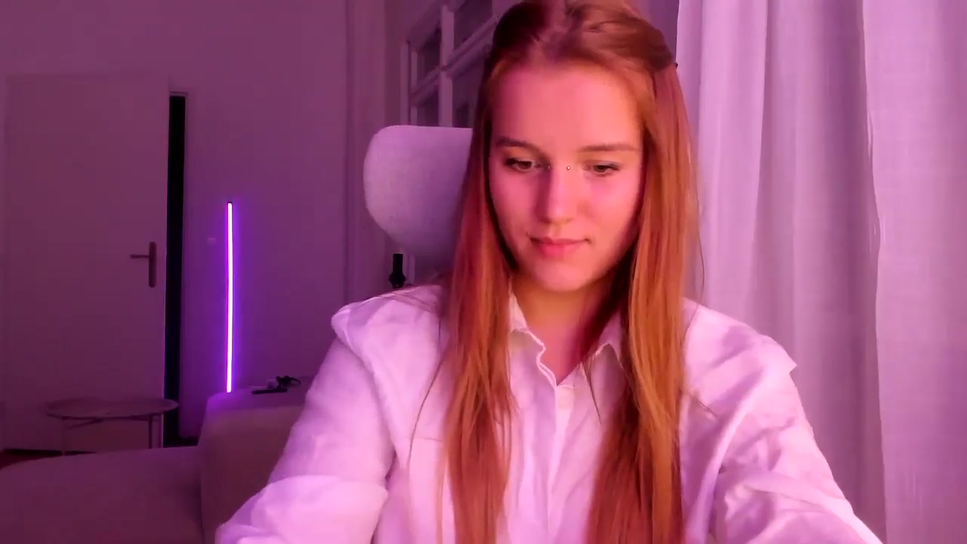 Gallery image thumbnail from Lia_lisia's myfreecams stream on, 01/21/2026, 20:33 image 15 of 20