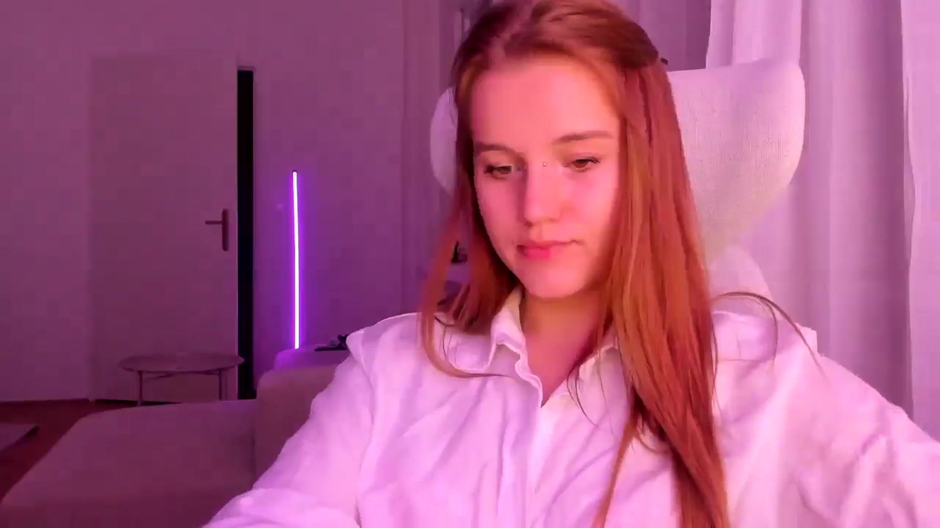 Gallery image thumbnail from Lia_lisia's myfreecams stream on, 01/21/2026, 21:13 image 7 of 20