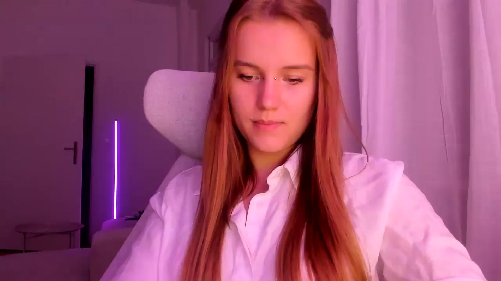 Gallery image thumbnail from Lia_lisia's myfreecams stream on, 01/21/2026, 23:13 image 8 of 20