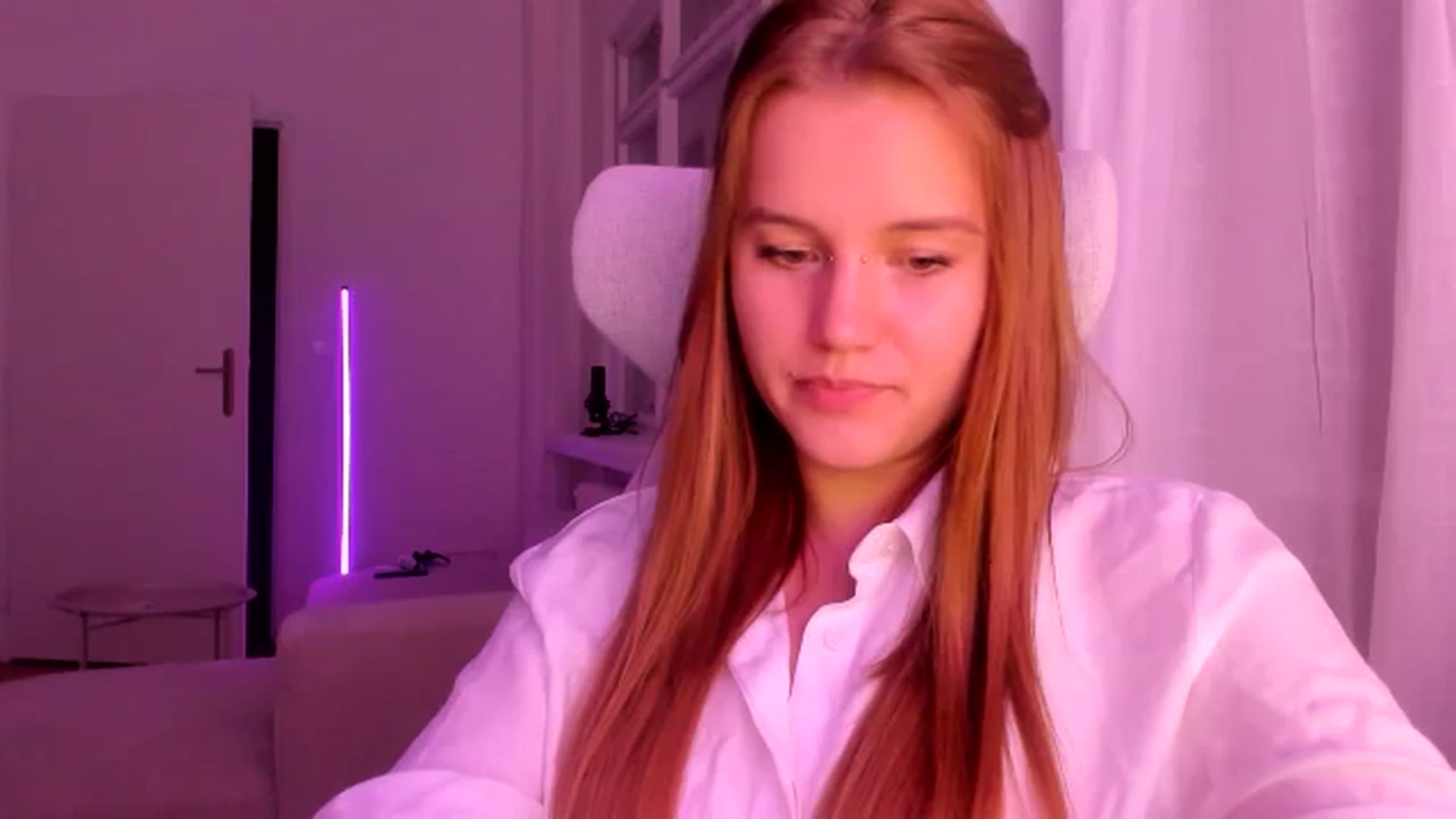 Gallery image thumbnail from Lia_lisia's myfreecams stream on, 01/21/2026, 23:13 image 16 of 20