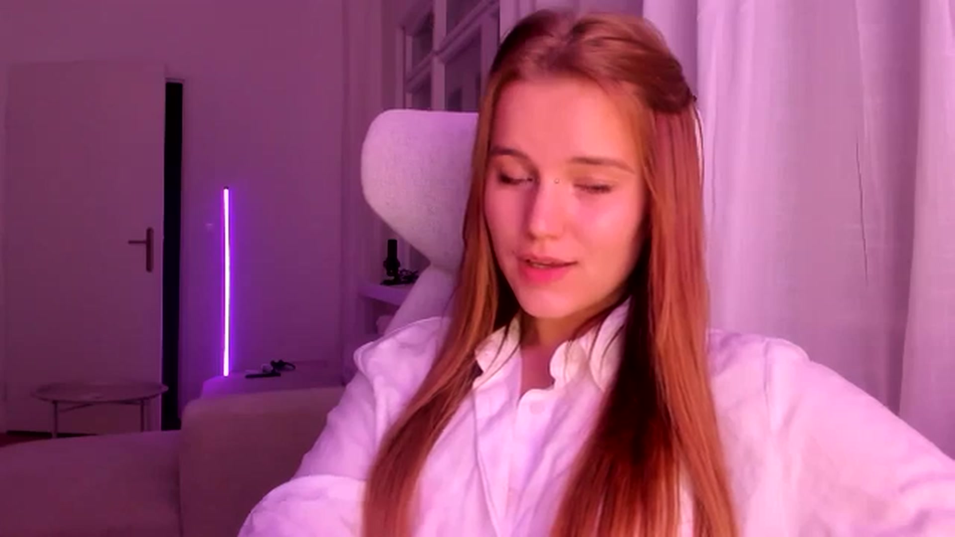 Gallery image thumbnail from Lia_lisia's myfreecams stream on, 01/21/2026, 23:13 image 20 of 20