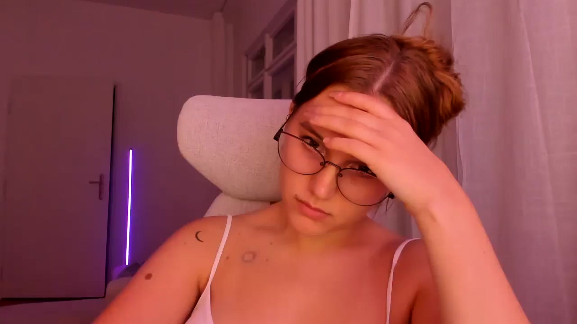 Gallery image thumbnail from Lia_lisia's myfreecams stream on, 01/23/2026, 22:42 image 1 of 20