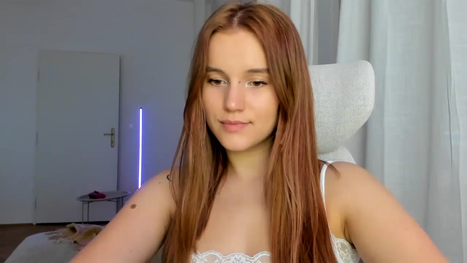 Gallery image thumbnail from Lia_lisia's myfreecams stream on, 02/09/2026, 23:38 image 3 of 20
