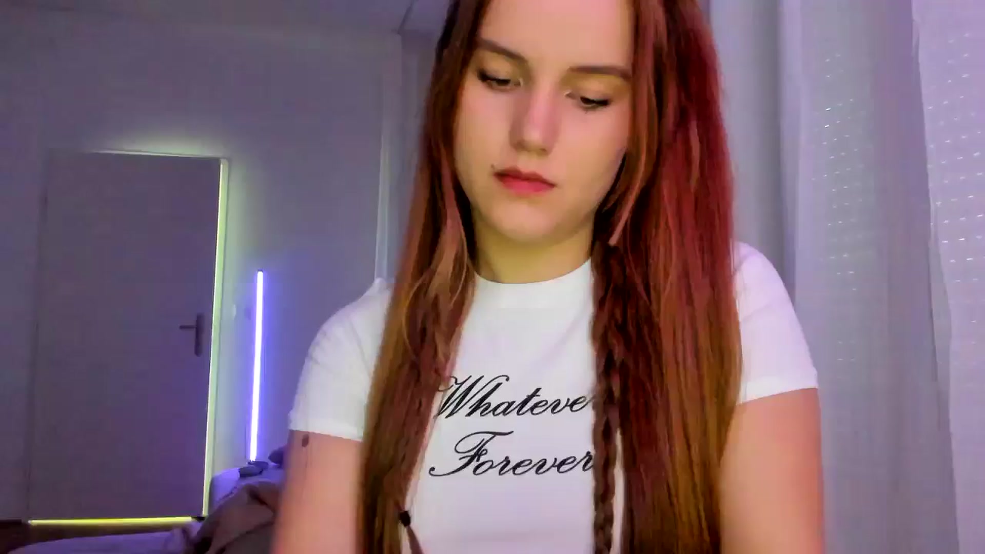Gallery image thumbnail from Lia_lisia's myfreecams stream on, 02/11/2026, 10:23 image 15 of 20