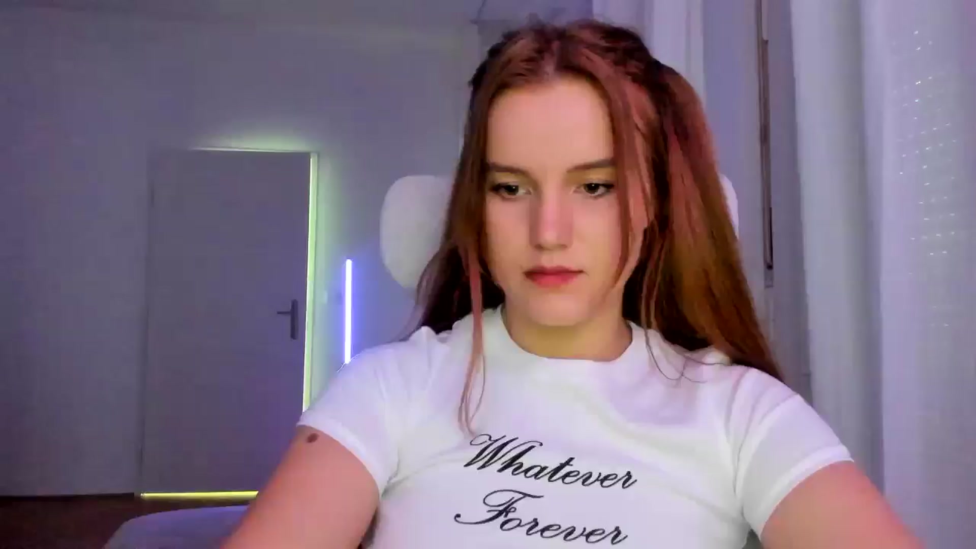 Gallery image thumbnail from Lia_lisia's myfreecams stream on, 02/11/2026, 10:23 image 6 of 20