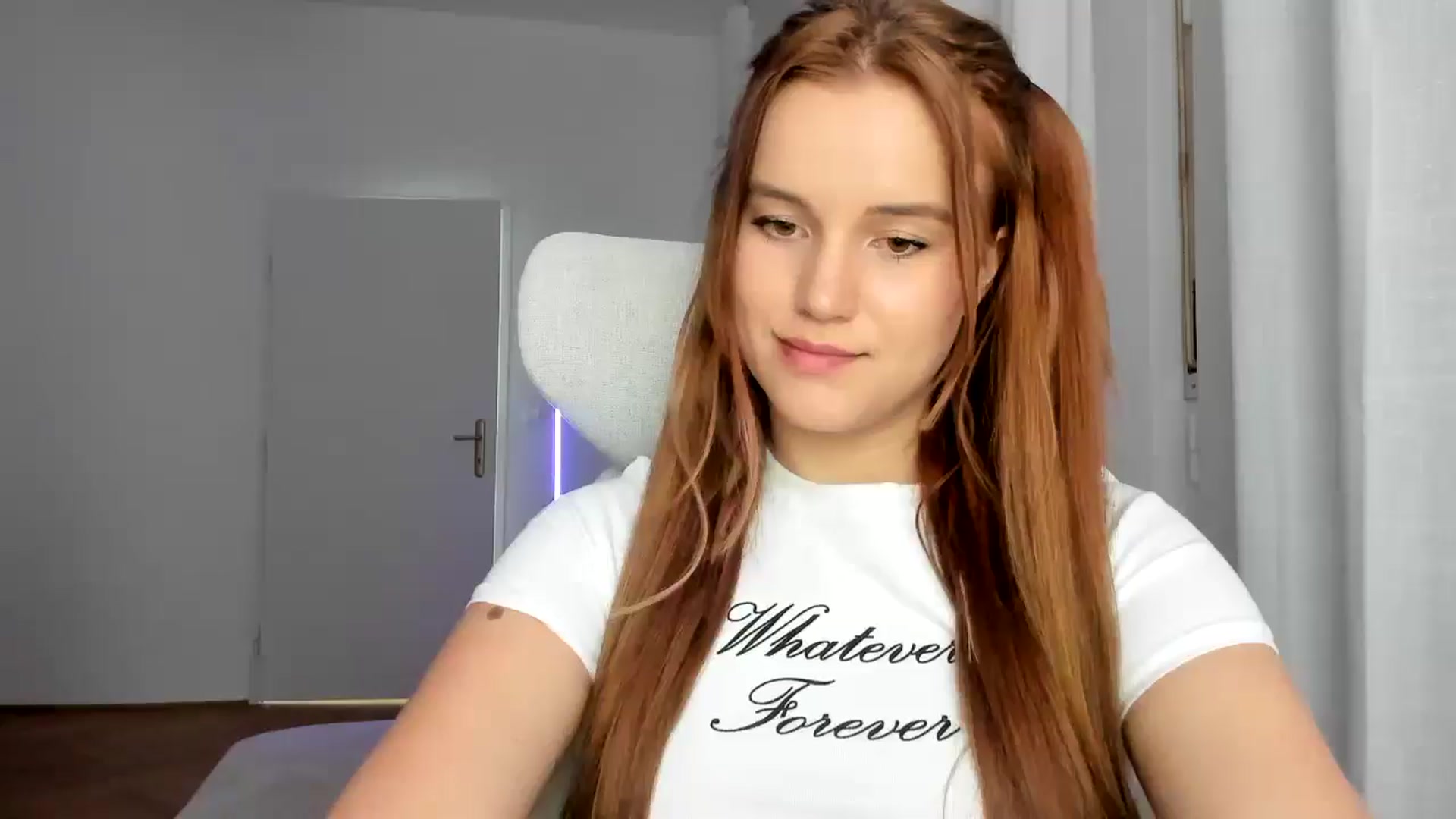 Gallery image thumbnail from Lia_lisia's myfreecams stream on, 02/11/2026, 11:19 image 10 of 20