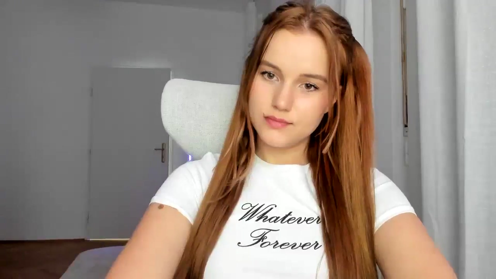 Gallery image thumbnail from Lia_lisia's myfreecams stream on, 02/11/2026, 11:19 image 9 of 20
