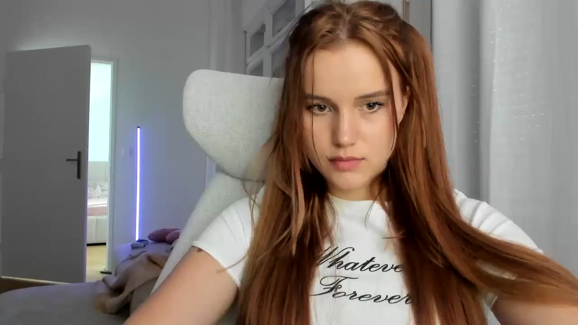 Gallery image thumbnail from Lia_lisia's myfreecams stream on, 02/11/2026, 12:43 image 7 of 20