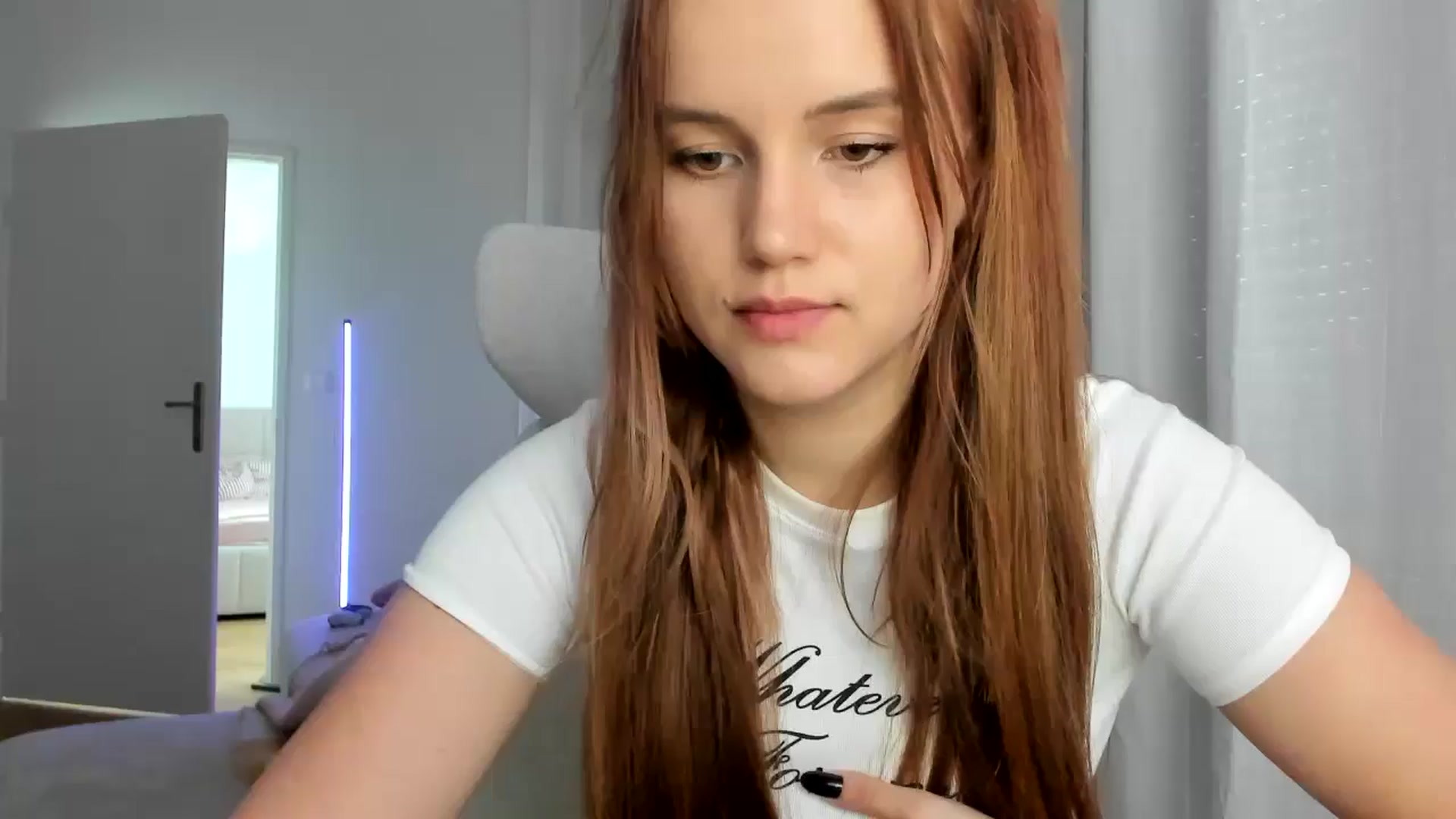 Gallery image thumbnail from Lia_lisia's myfreecams stream on, 02/11/2026, 12:43 image 6 of 20