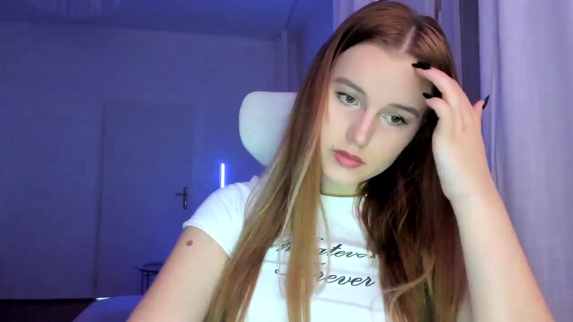 Gallery image thumbnail from Lia_lisia's myfreecams stream on, 02/17/2026, 09:47 image 1 of 20