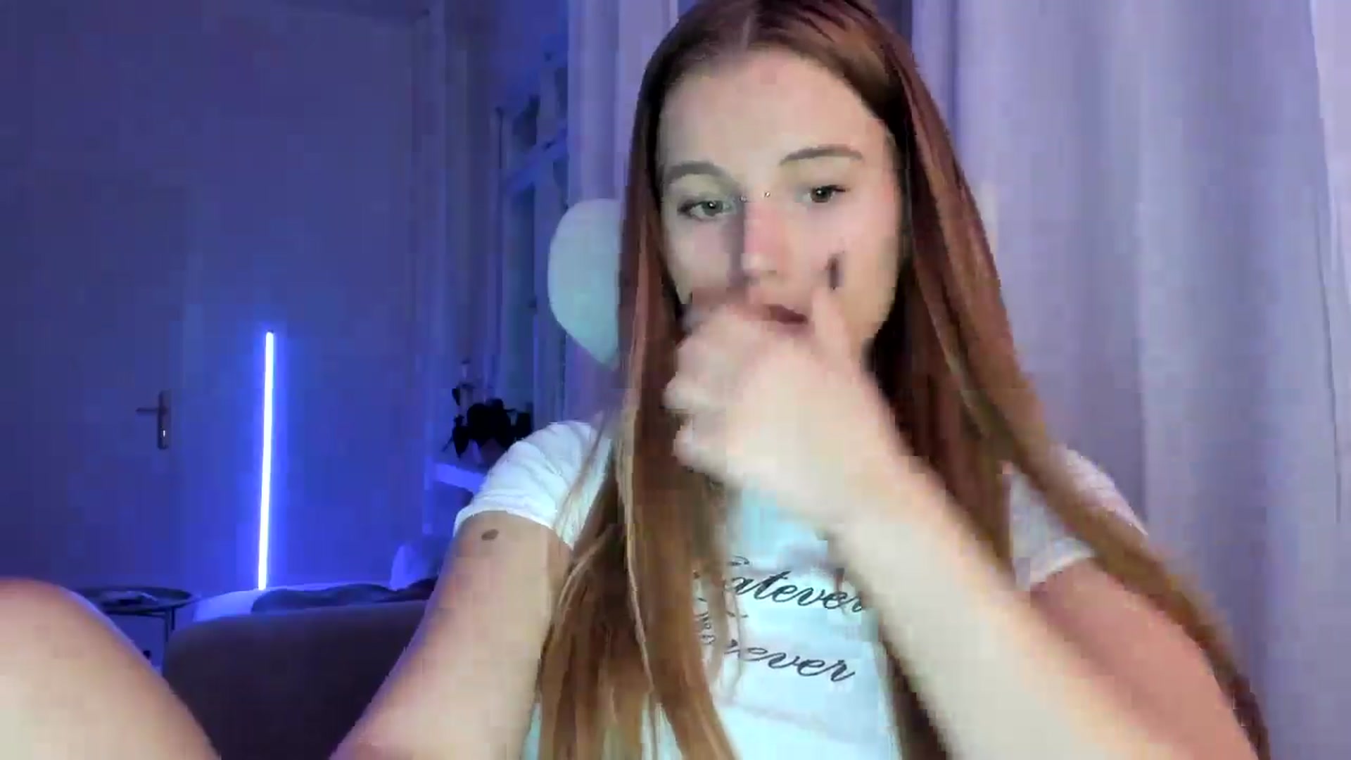 Gallery image thumbnail from Lia_lisia's myfreecams stream on, 02/17/2026, 09:47 image 5 of 20