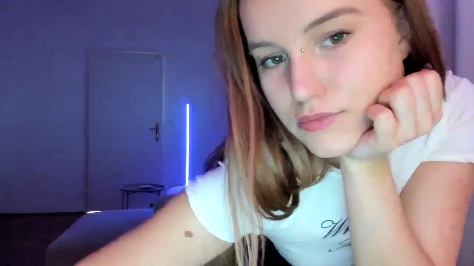 Gallery image thumbnail from Lia_lisia's myfreecams stream on, 02/17/2026, 09:47 image 11 of 20