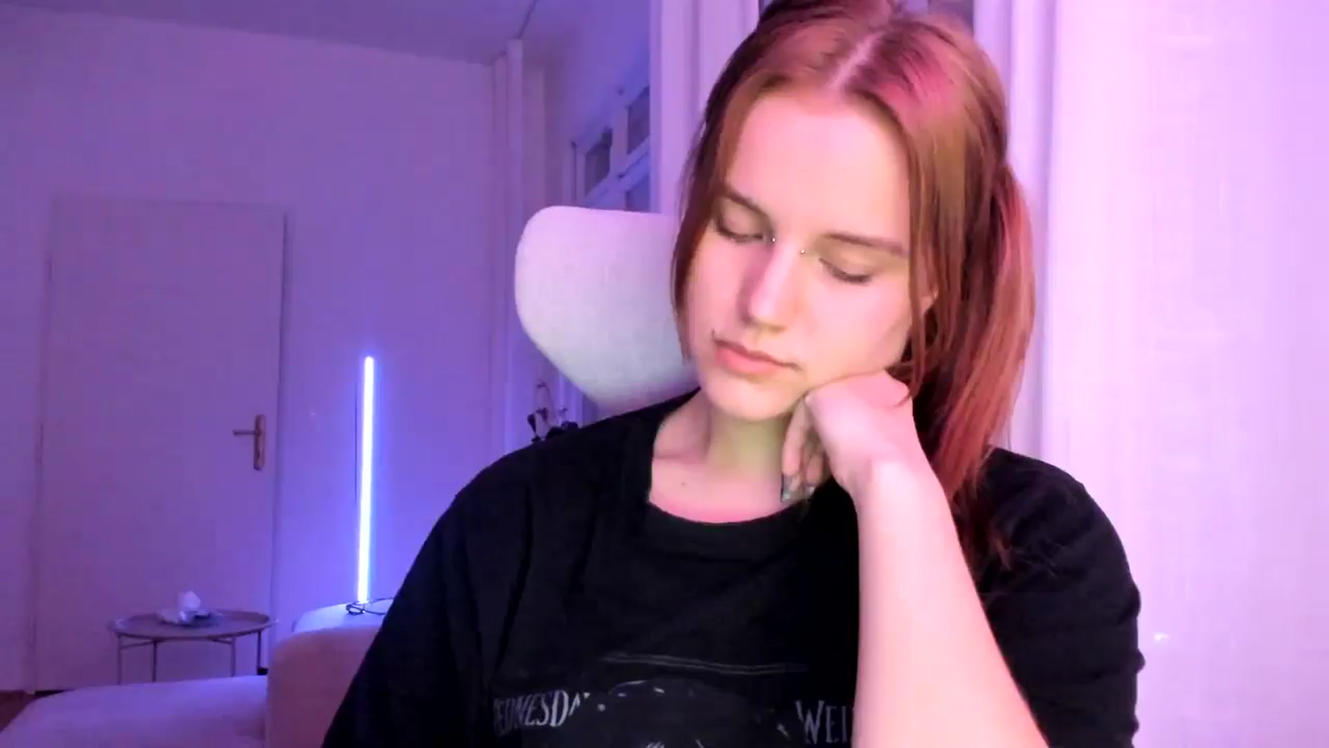 Gallery image thumbnail from Lia_lisia's myfreecams stream on, 02/17/2026, 19:56 image 8 of 20