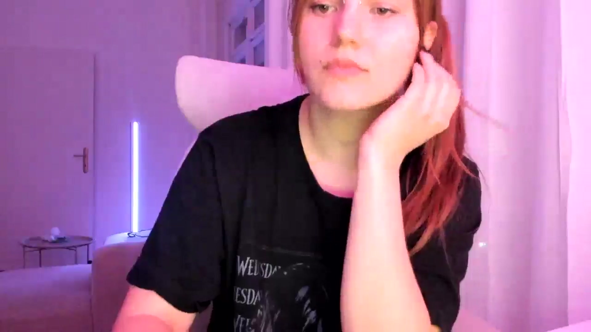 Gallery image thumbnail from Lia_lisia's myfreecams stream on, 02/17/2026, 20:30 image 16 of 20