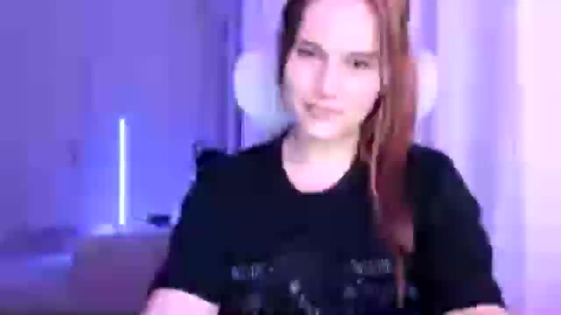 Gallery image thumbnail from Lia_lisia's myfreecams stream on, 02/17/2026, 22:09 image 2 of 20