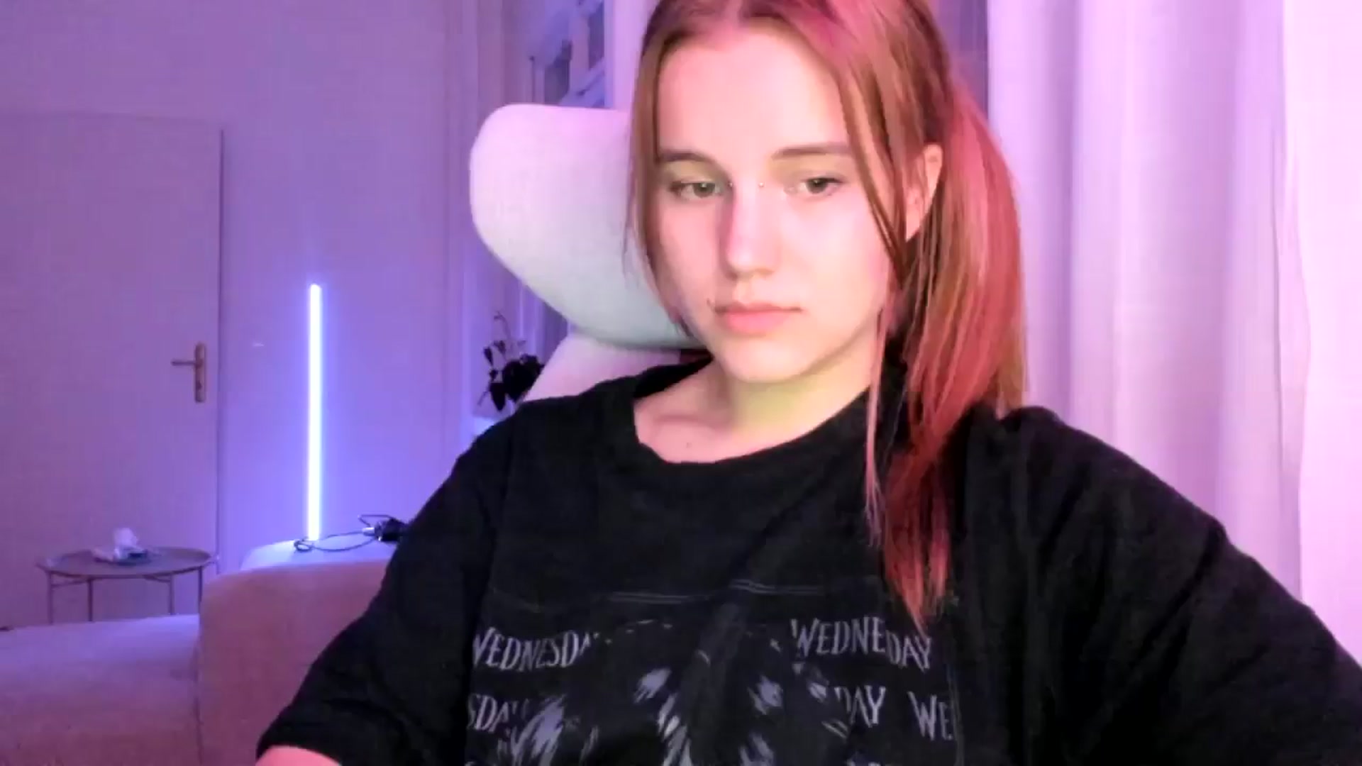 Gallery image thumbnail from Lia_lisia's myfreecams stream on, 02/17/2026, 22:09 image 10 of 20