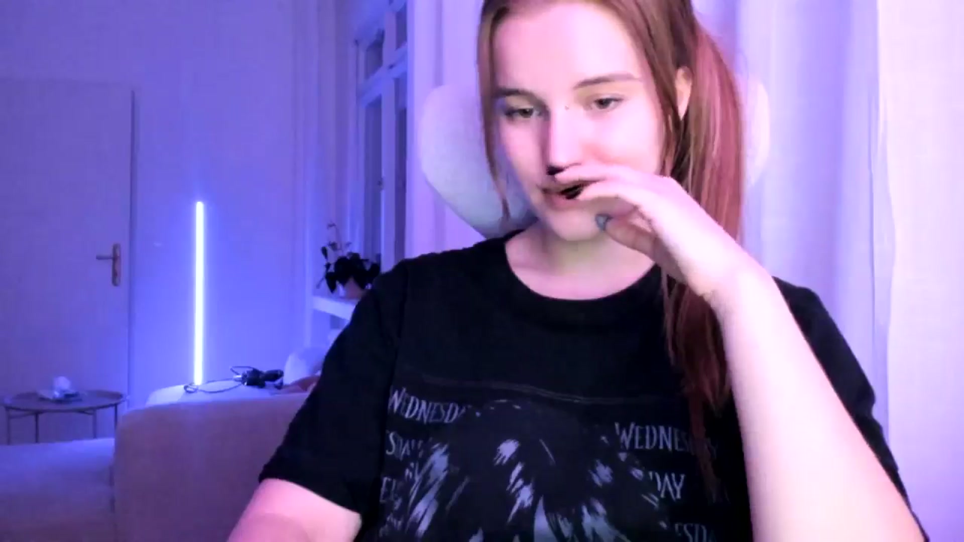 Gallery image thumbnail from Lia_lisia's myfreecams stream on, 02/17/2026, 22:09 image 3 of 20