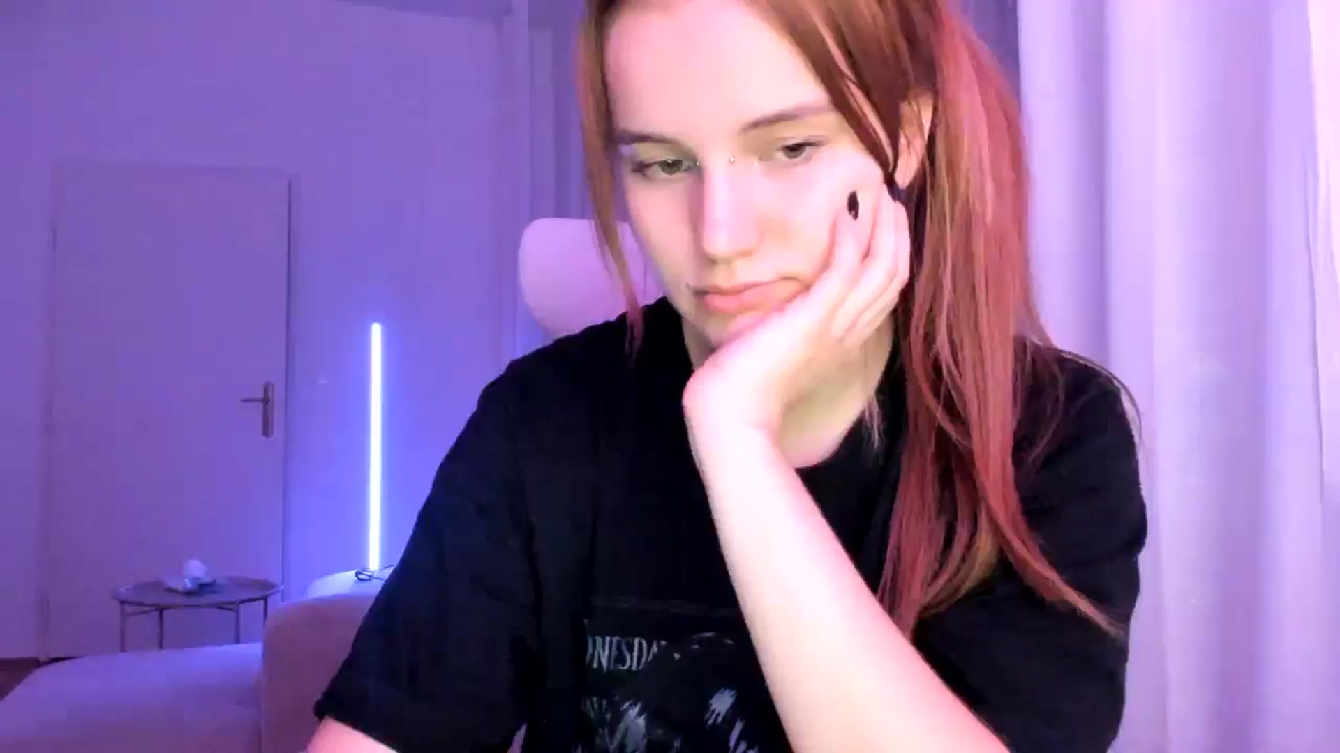 Gallery image thumbnail from Lia_lisia's myfreecams stream on, 02/17/2026, 22:09 image 16 of 20