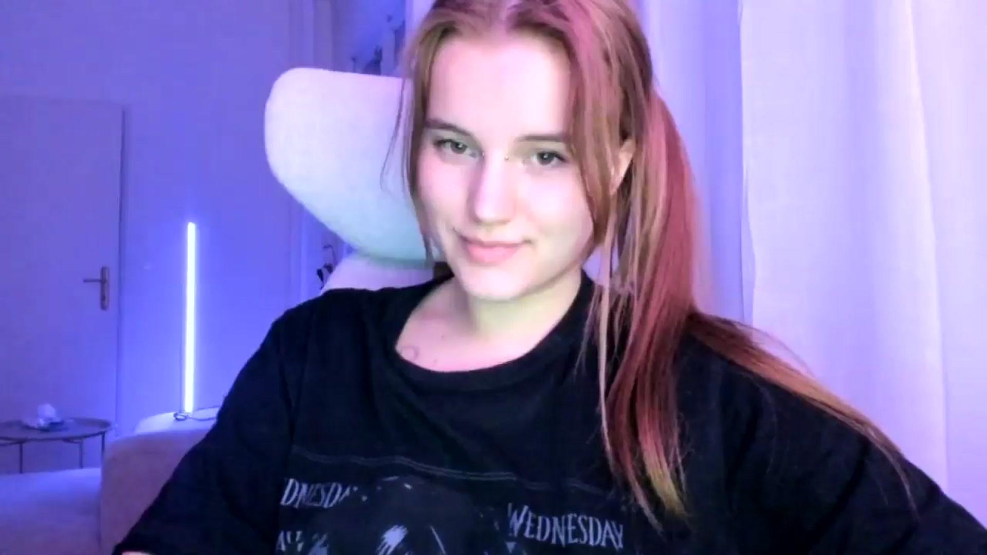 Gallery image thumbnail from Lia_lisia's myfreecams stream on, 02/17/2026, 22:41 image 2 of 20