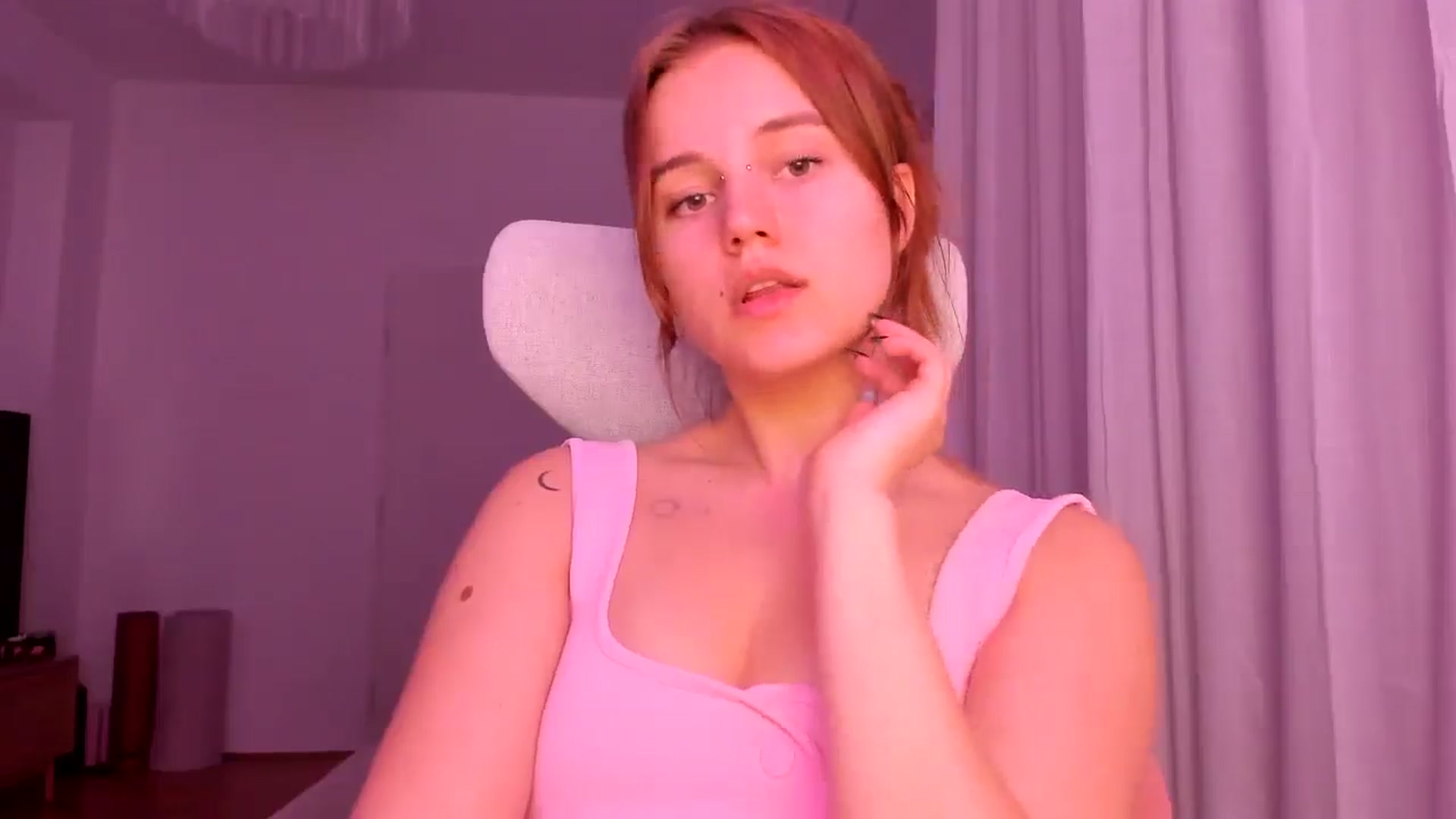 Gallery image thumbnail from Lia_lisia's myfreecams stream on, 02/23/2026, 17:47 image 16 of 20