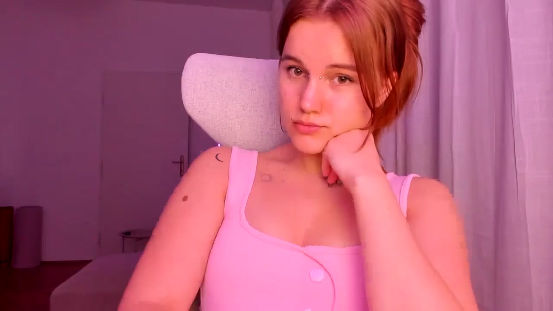 Gallery image thumbnail from Lia_lisia's myfreecams stream on, 02/23/2026, 19:08 image 5 of 20
