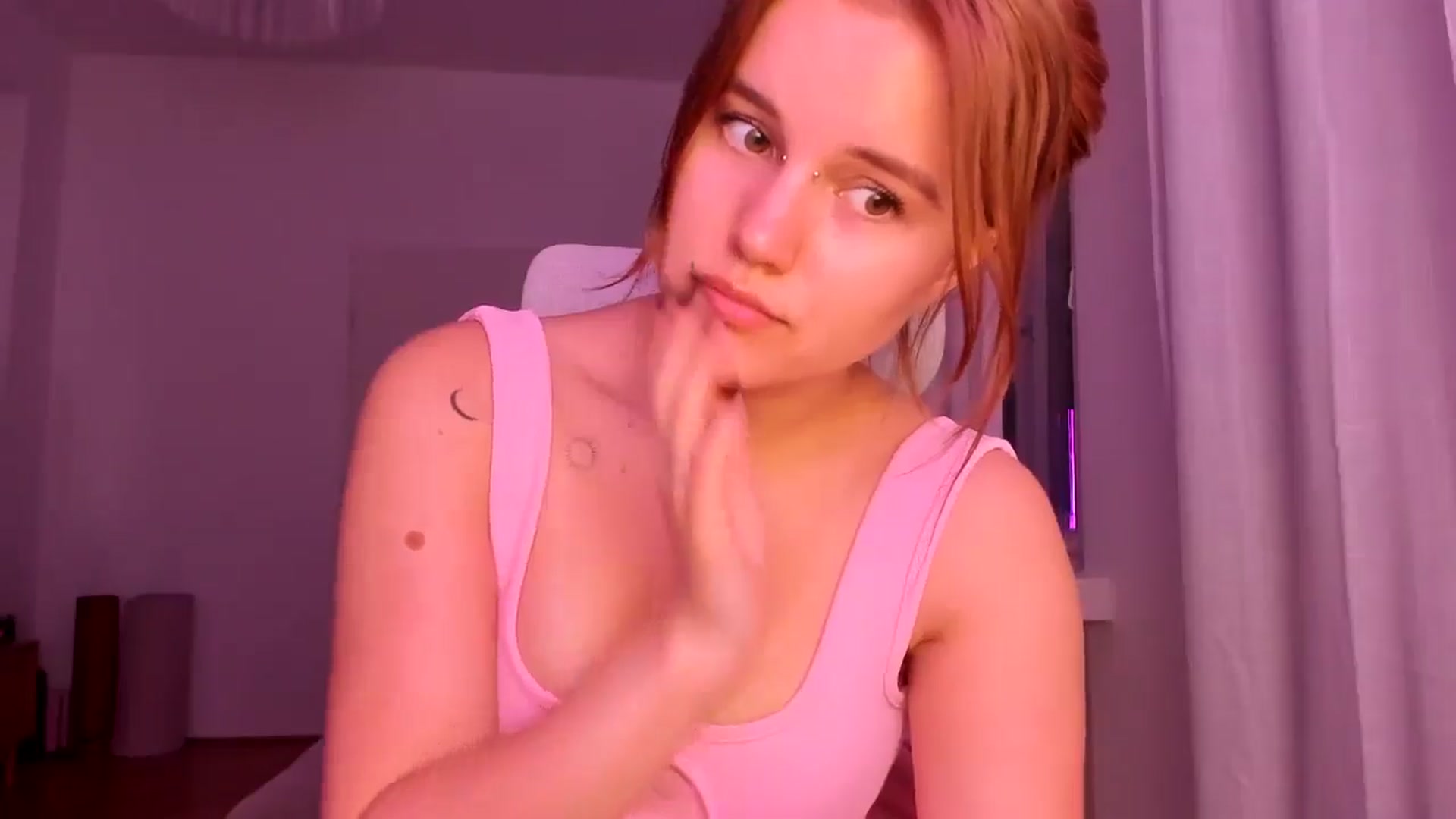 Gallery image thumbnail from Lia_lisia's myfreecams stream on, 02/23/2026, 22:08 image 4 of 20