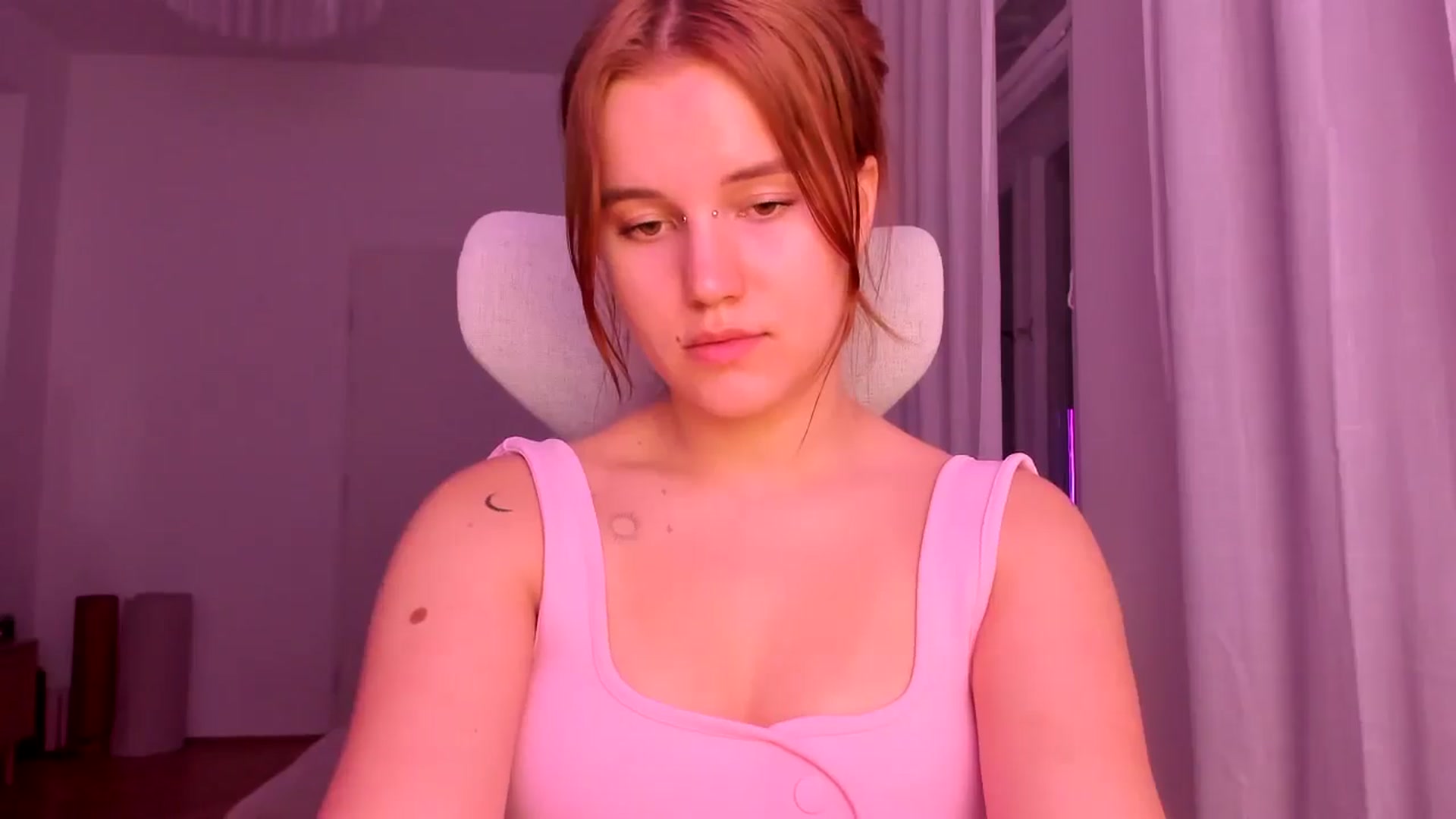 Gallery image thumbnail from Lia_lisia's myfreecams stream on, 02/23/2026, 22:08 image 7 of 20