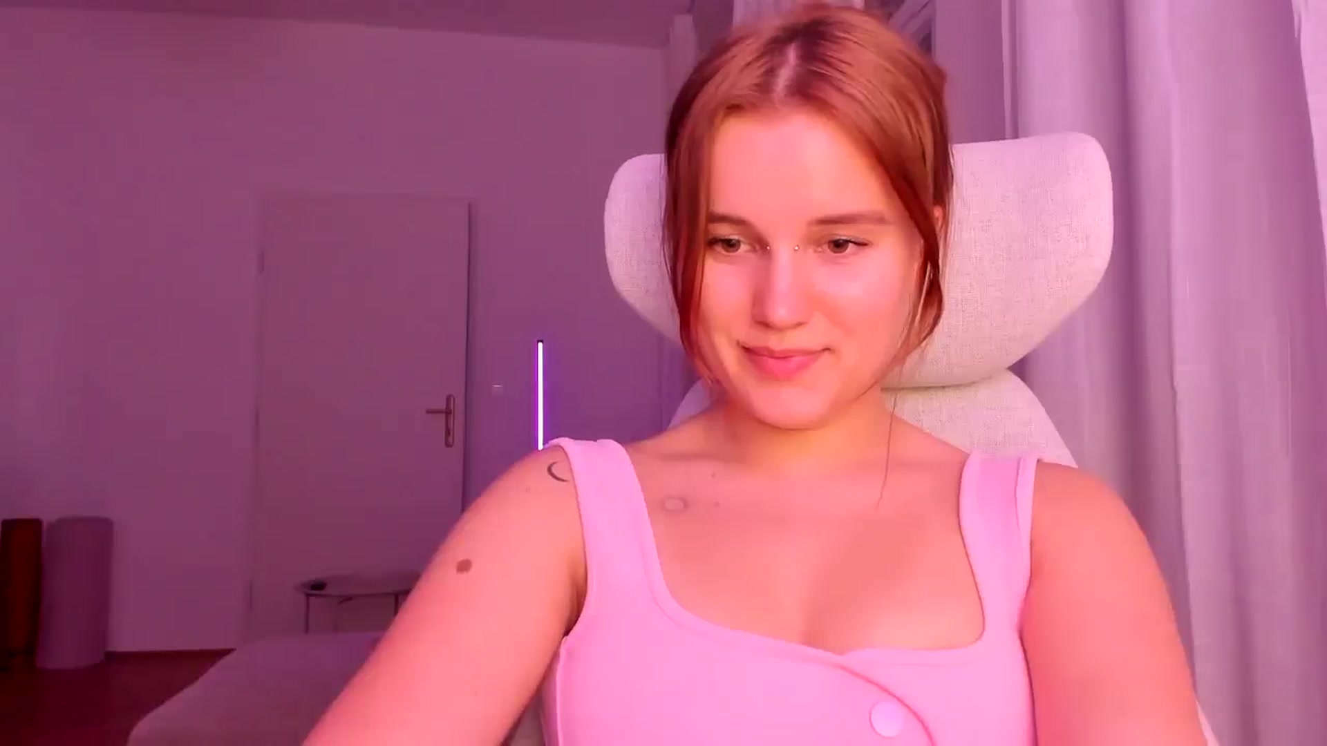 Gallery image thumbnail from Lia_lisia's myfreecams stream on, 02/23/2026, 23:01 image 2 of 20