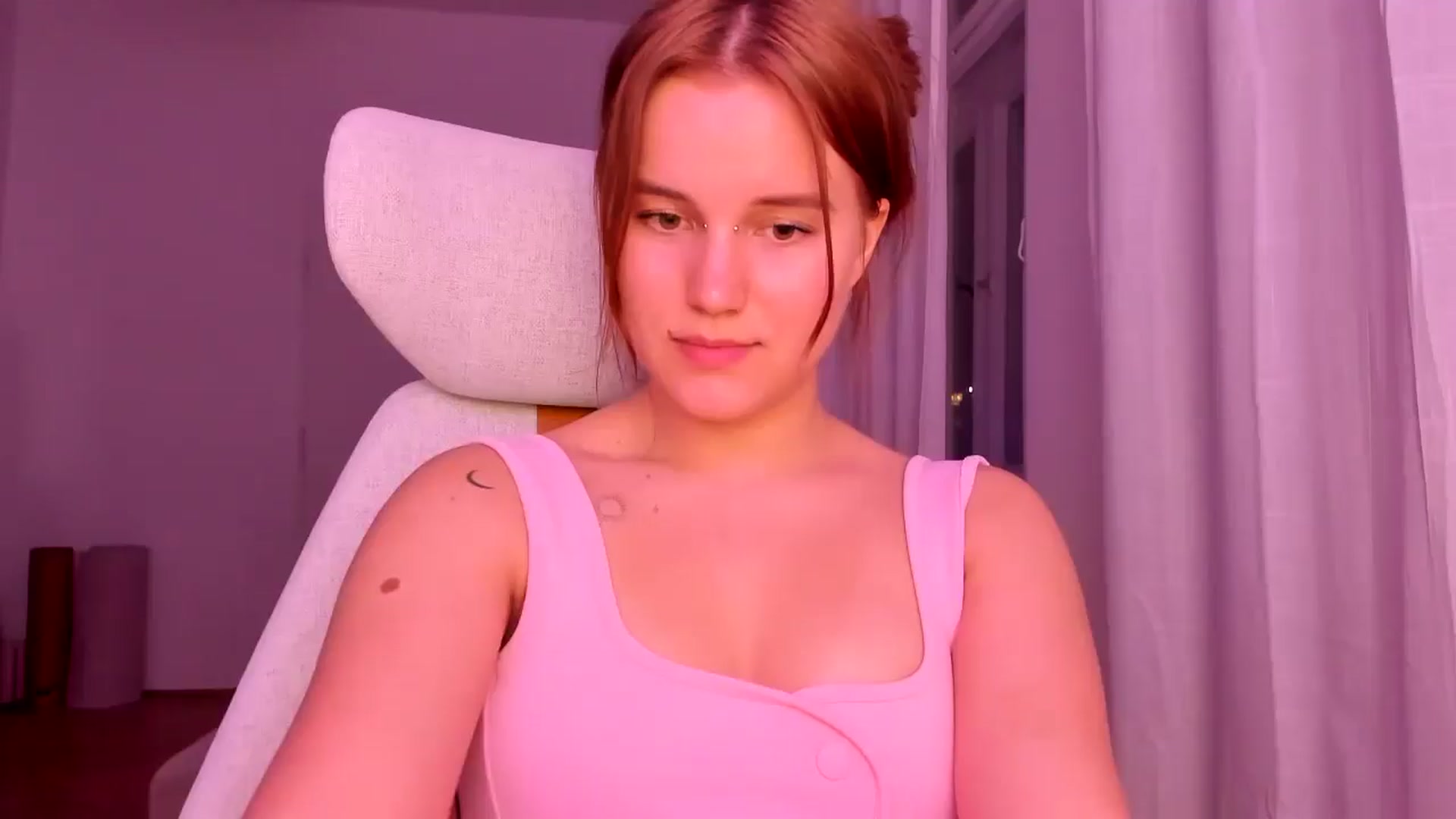 Gallery image thumbnail from Lia_lisia's myfreecams stream on, 02/23/2026, 23:49 image 1 of 20
