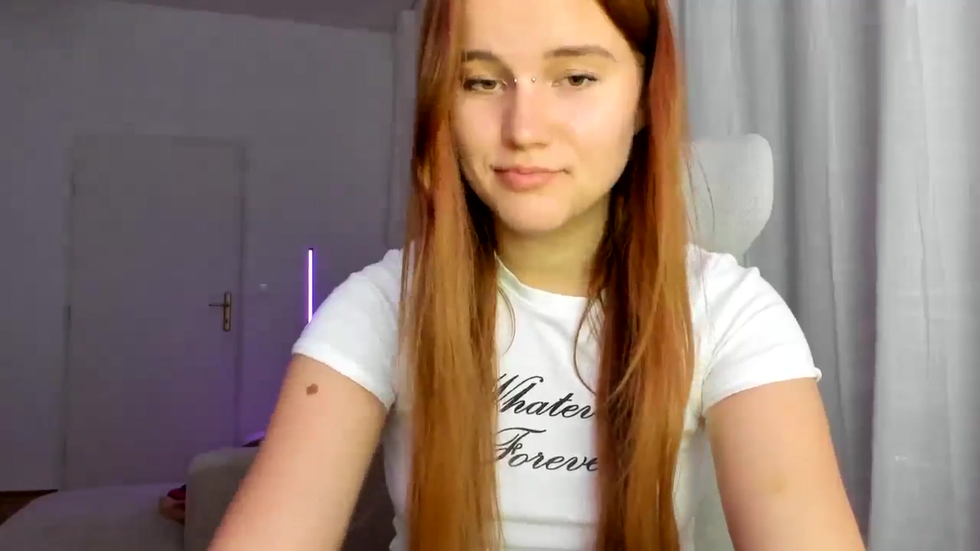 Gallery image thumbnail from Lia_lisia's myfreecams stream on, 02/26/2026, 19:08 image 8 of 20
