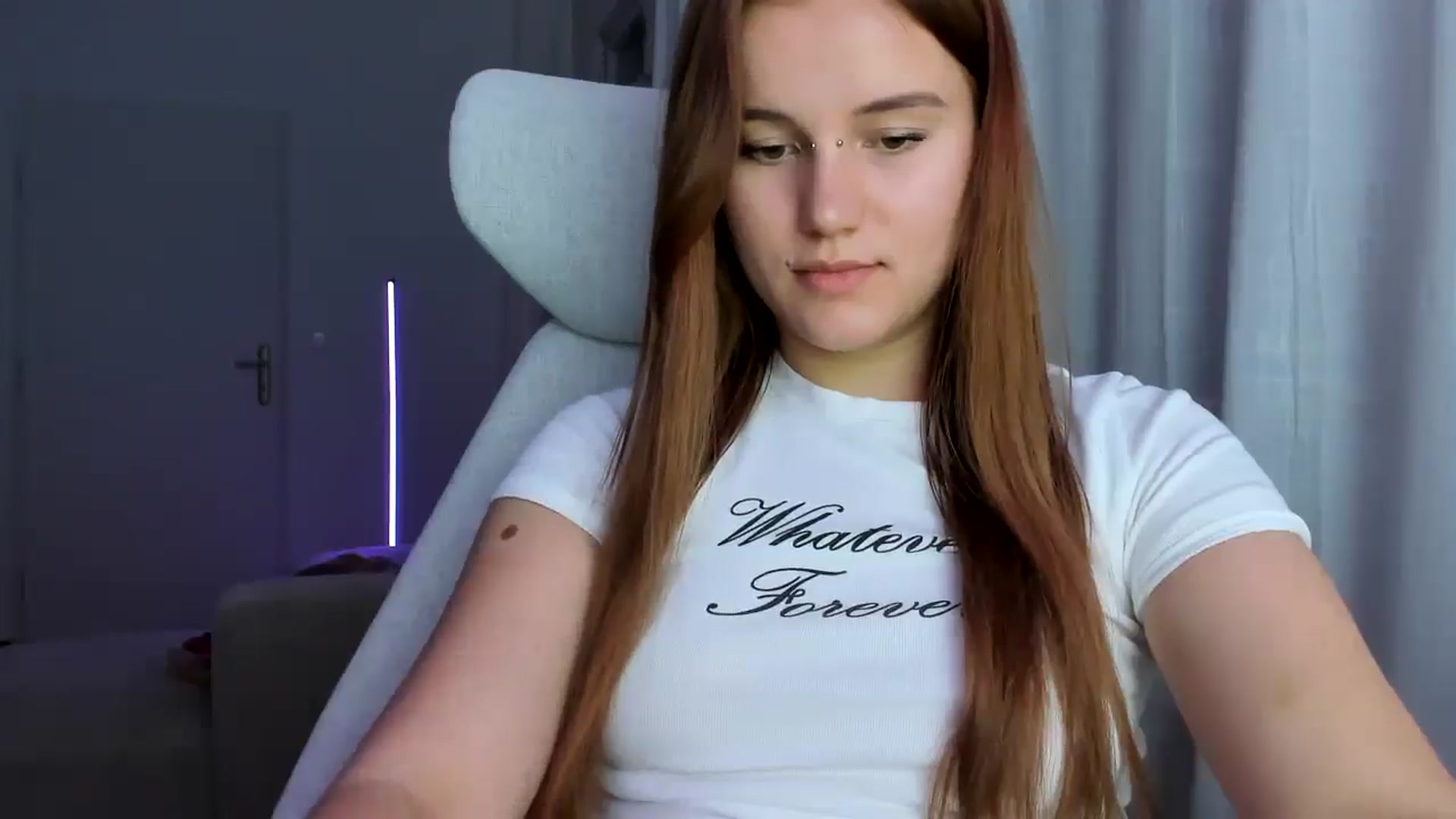 Gallery image thumbnail from Lia_lisia's myfreecams stream on, 02/26/2026, 19:08 image 13 of 20