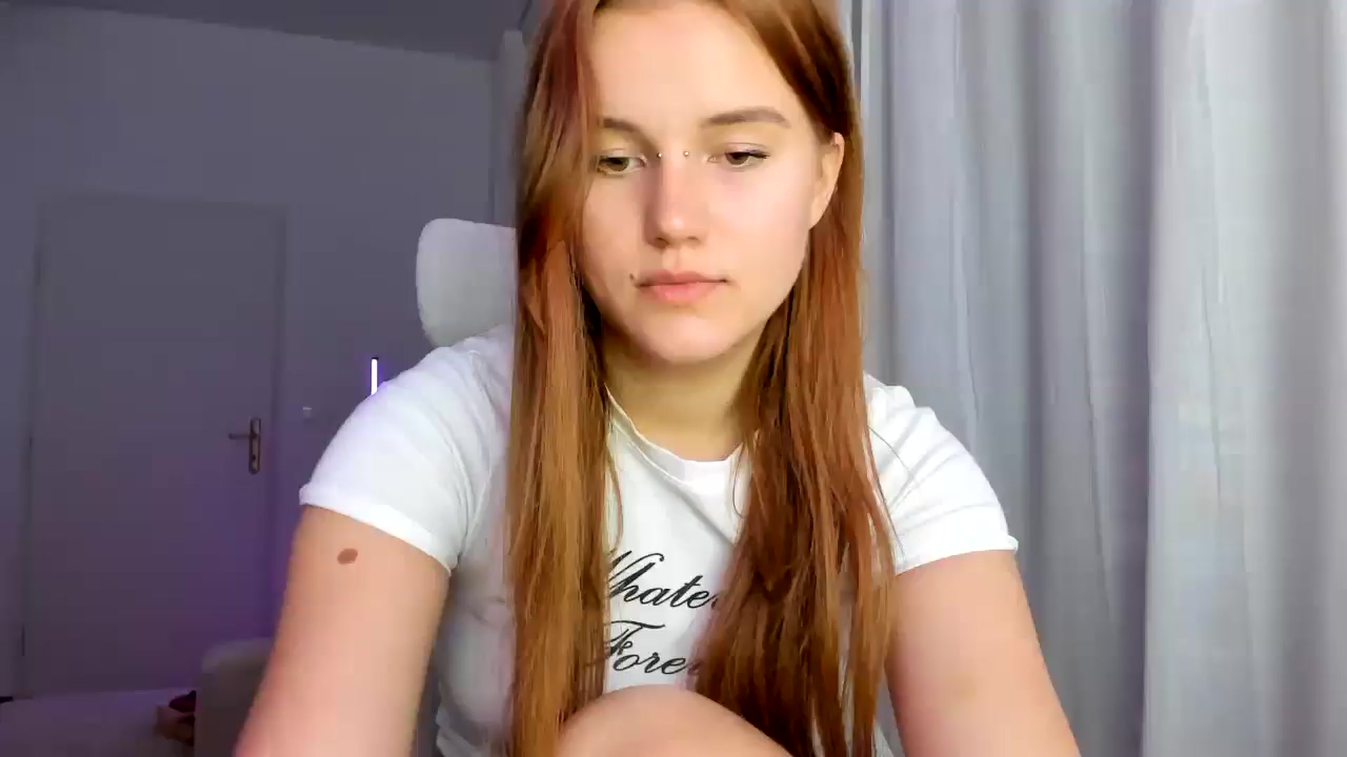 Gallery image thumbnail from Lia_lisia's myfreecams stream on, 02/26/2026, 19:08 image 17 of 20