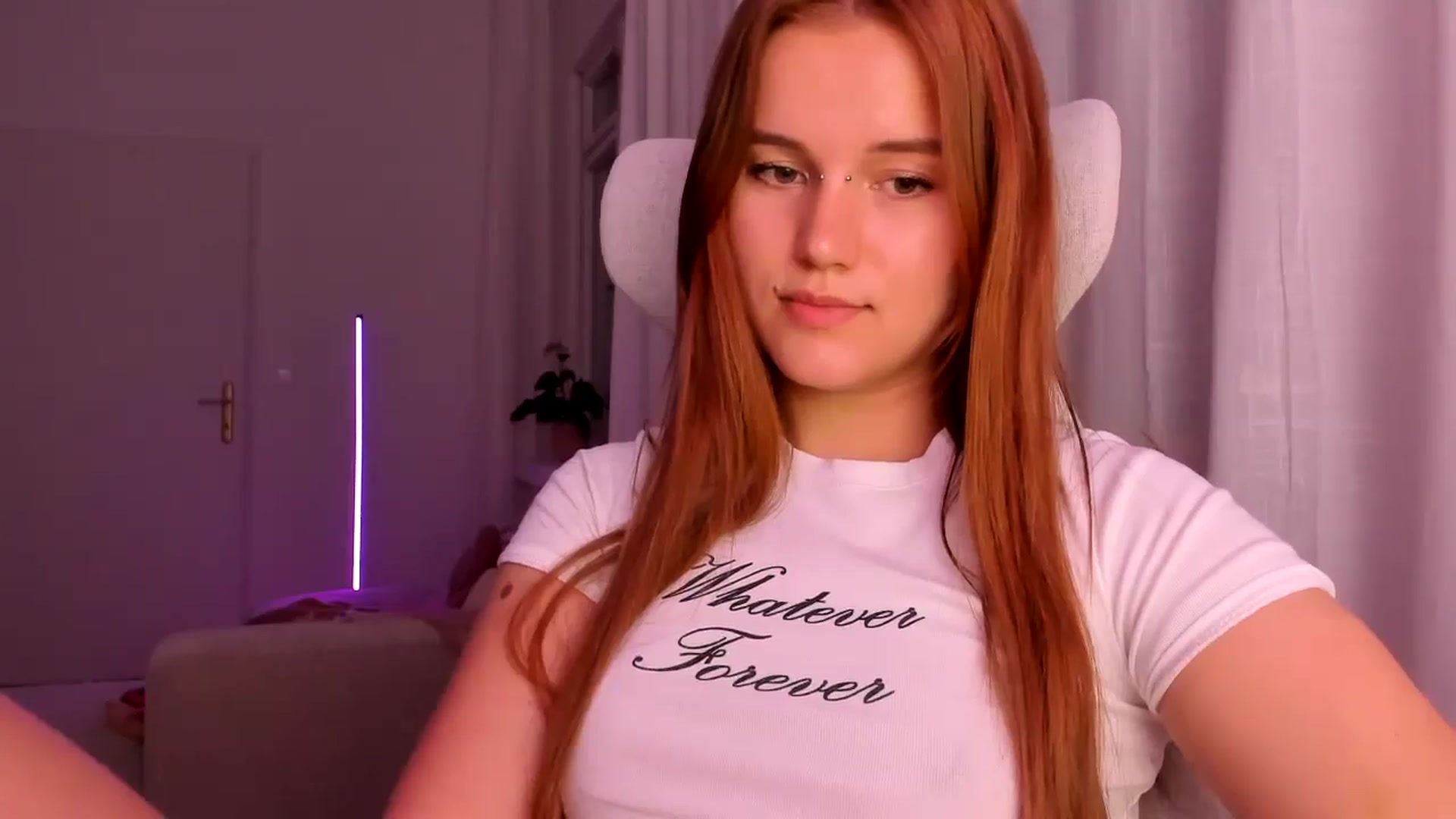 Gallery image thumbnail from Lia_lisia's myfreecams stream on, 02/26/2026, 19:59 image 13 of 20