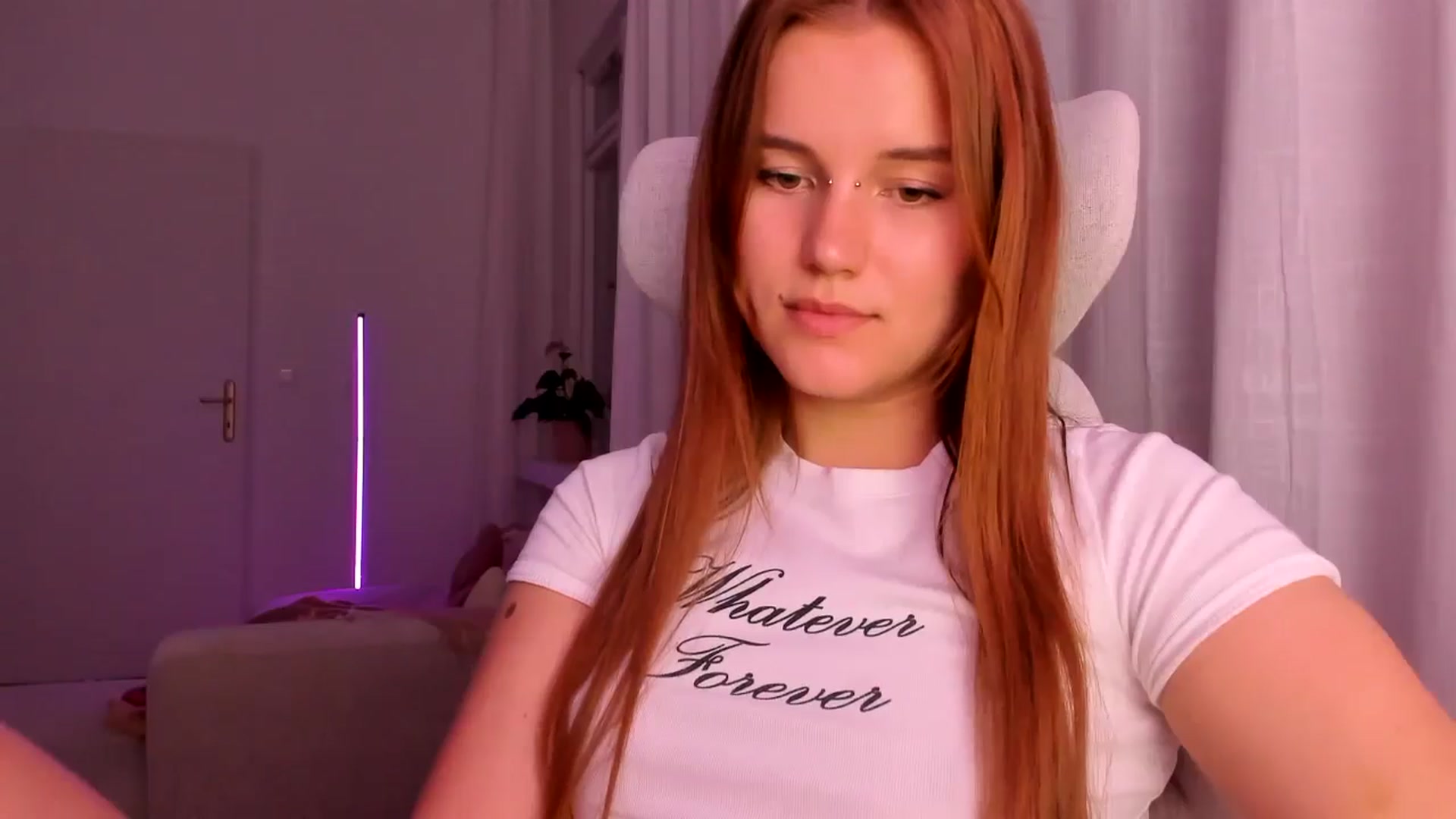 Gallery image thumbnail from Lia_lisia's myfreecams stream on, 02/26/2026, 19:59 image 17 of 20
