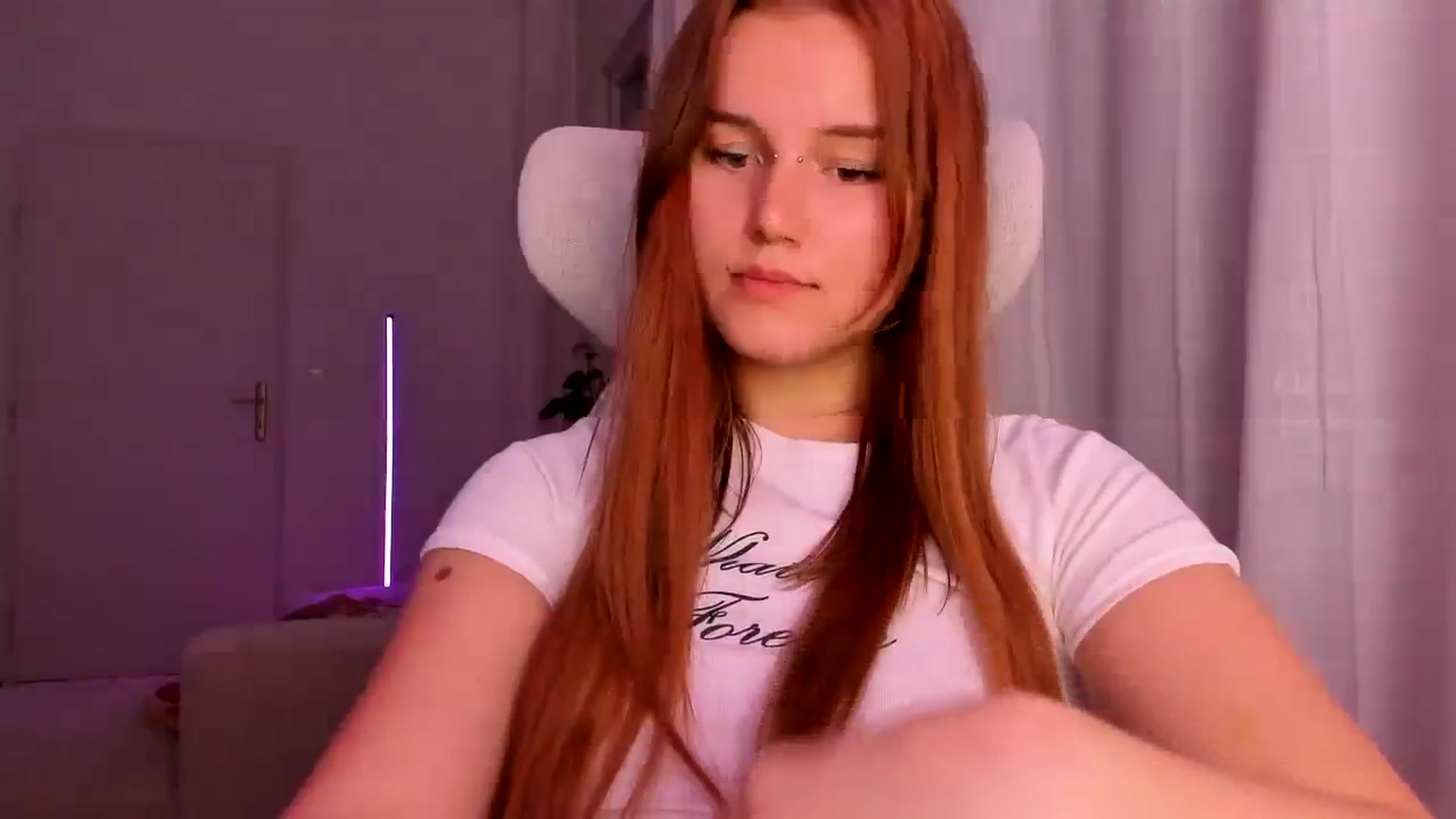 Gallery image thumbnail from Lia_lisia's myfreecams stream on, 02/26/2026, 19:59 image 2 of 20