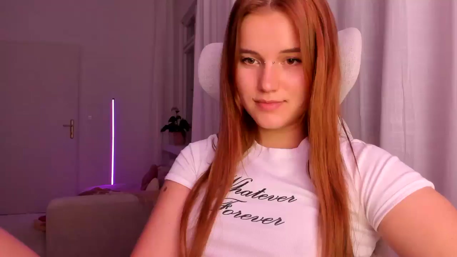 Gallery image thumbnail from Lia_lisia's myfreecams stream on, 02/26/2026, 19:59 image 16 of 20
