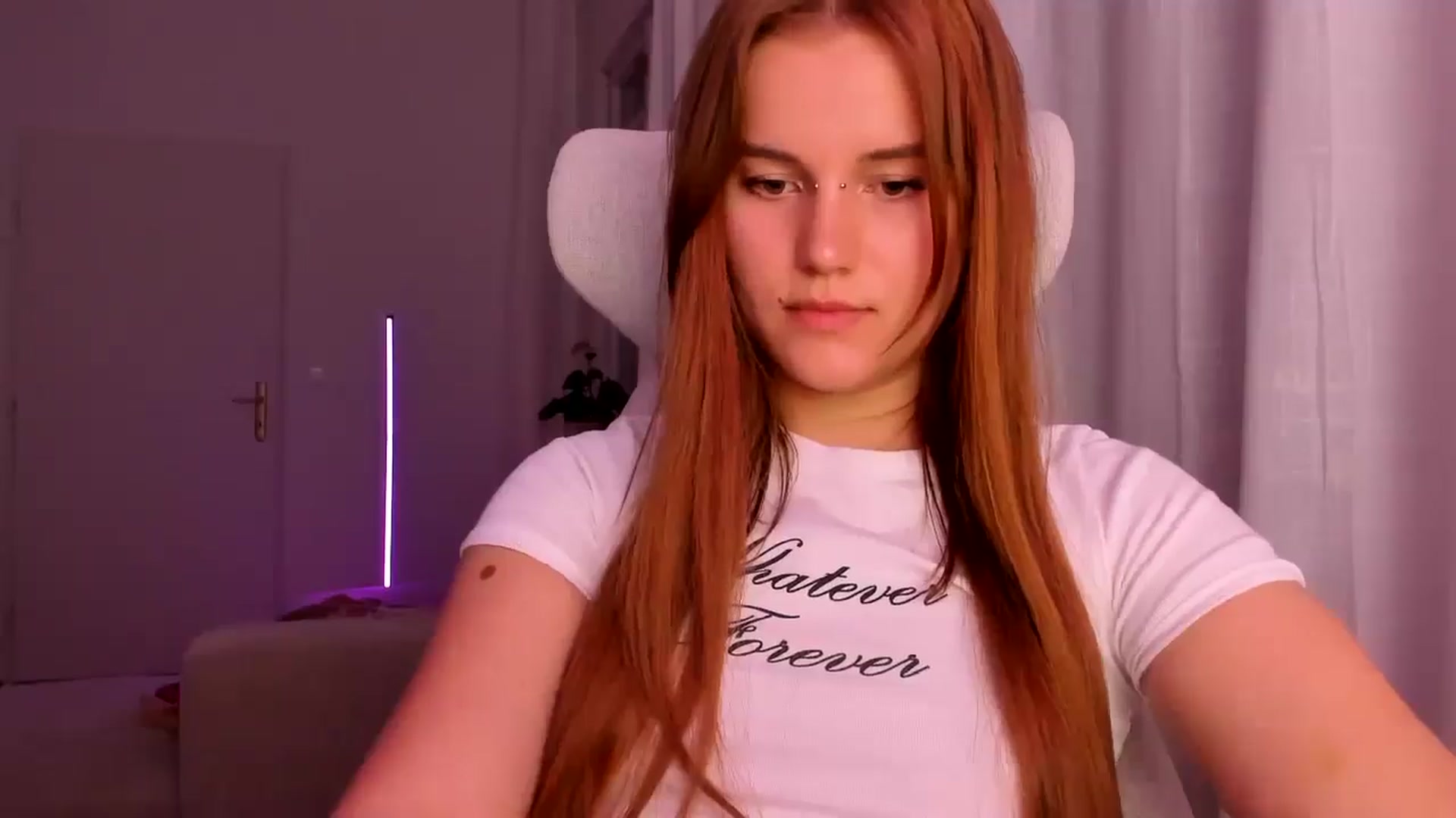 Gallery image thumbnail from Lia_lisia's myfreecams stream on, 02/26/2026, 19:59 image 3 of 20