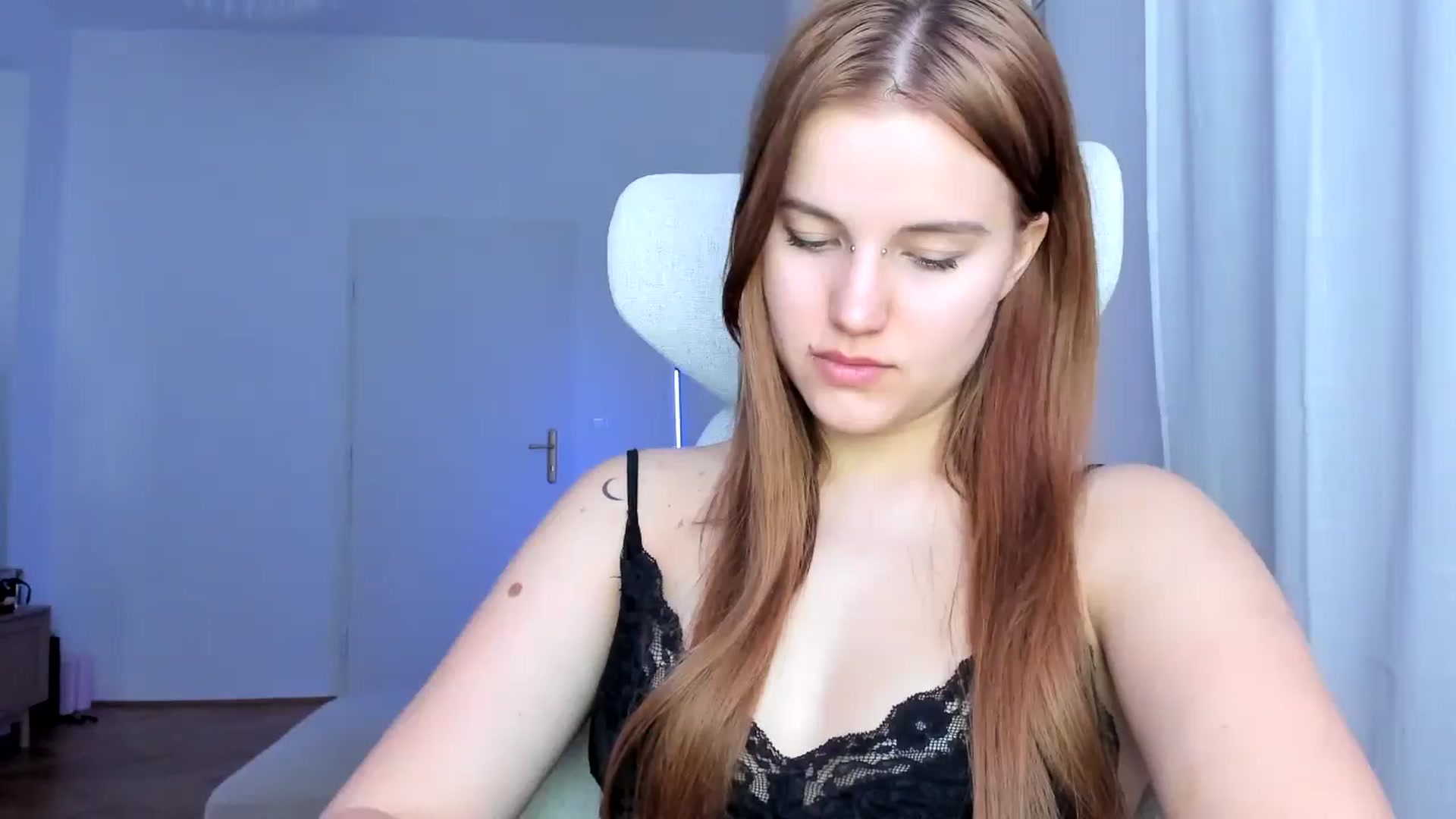Gallery image thumbnail from Lia_lisia's myfreecams stream on, 02/28/2026, 09:17 image 9 of 20