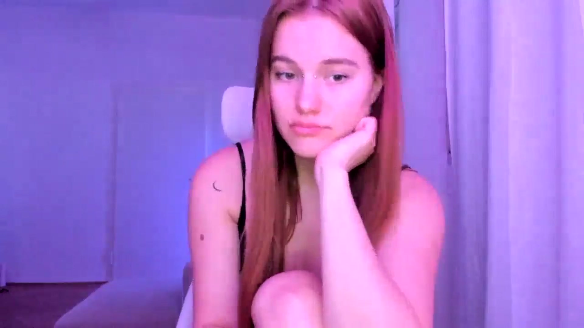 Gallery image thumbnail from Lia_lisia's myfreecams stream on, 02/28/2026, 10:23 image 10 of 20