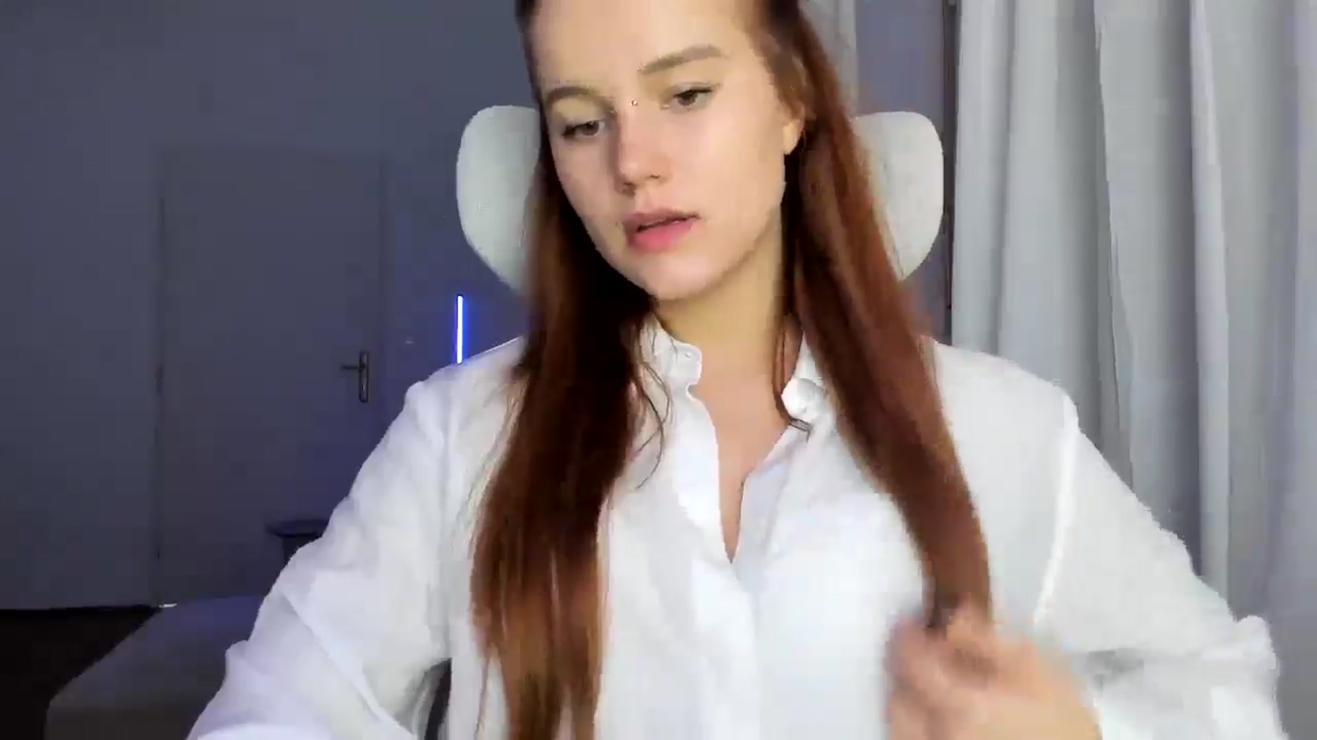 Gallery image thumbnail from Lia_lisia's myfreecams stream on, 03/02/2026, 09:35 image 9 of 20