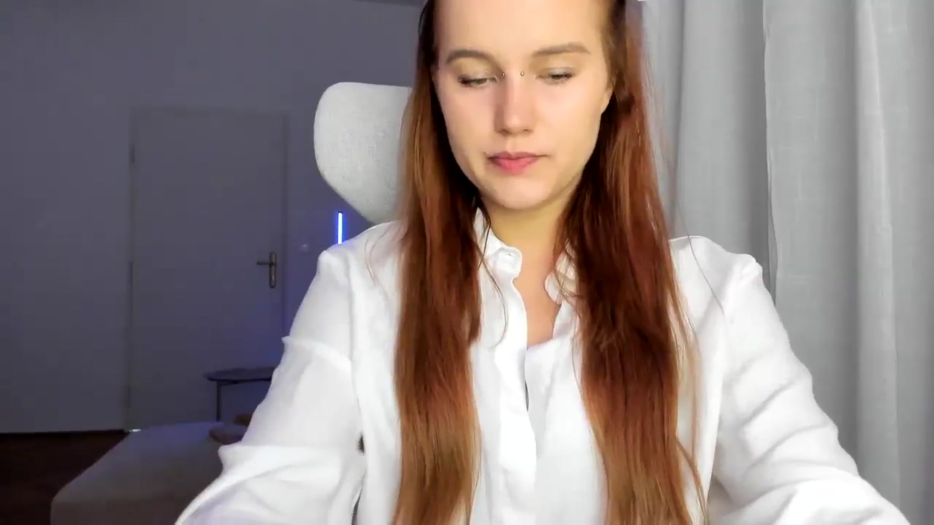 Gallery image thumbnail from Lia_lisia's myfreecams stream on, 03/02/2026, 09:35 image 3 of 20