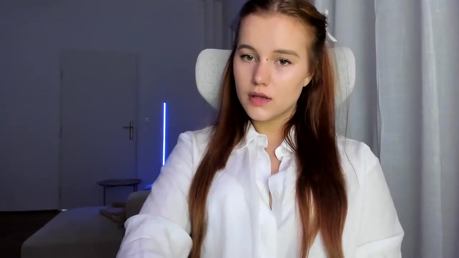Gallery image thumbnail from Lia_lisia's myfreecams stream on, 03/02/2026, 09:35 image 6 of 20