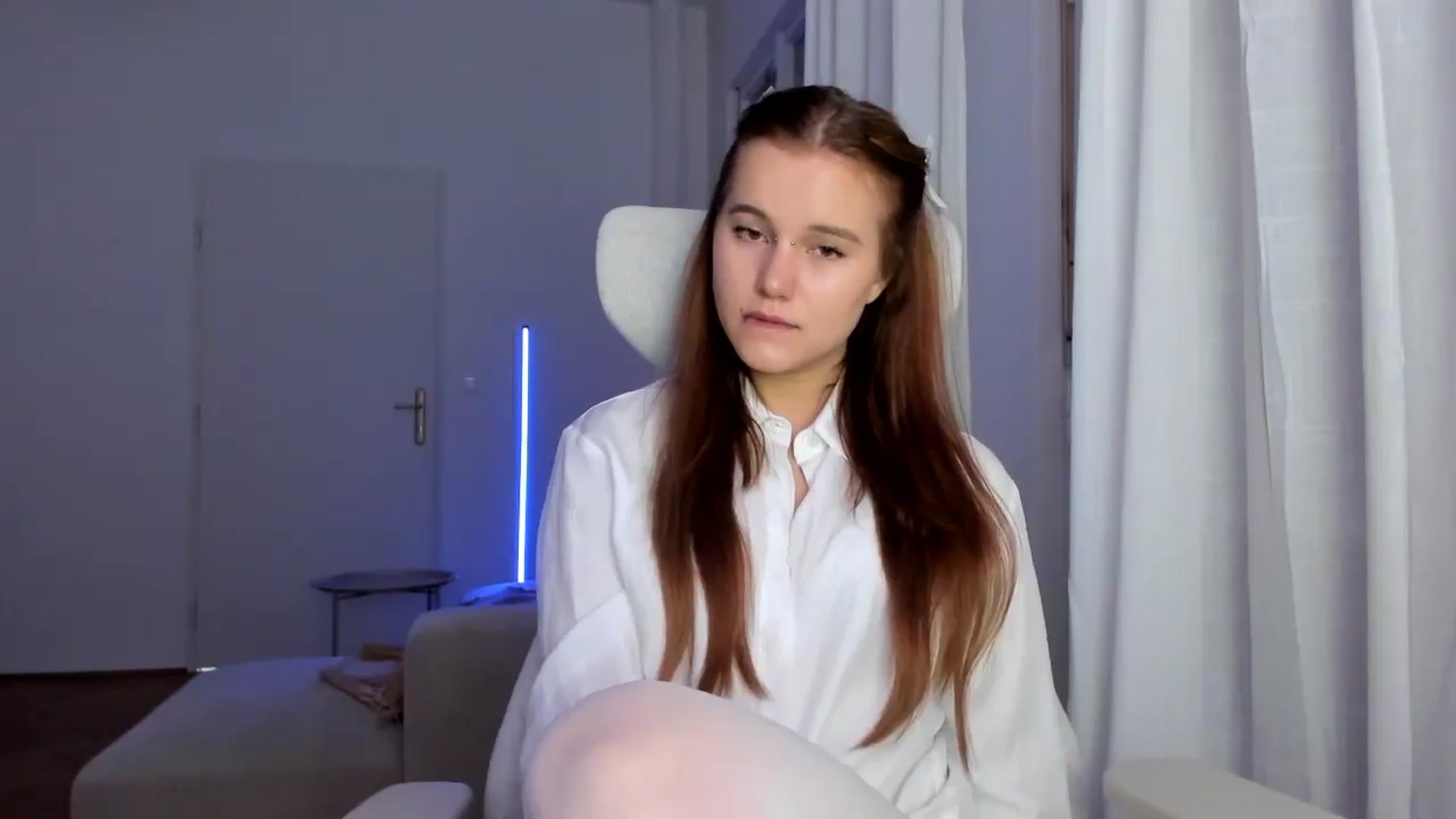 Gallery image thumbnail from Lia_lisia's myfreecams stream on, 03/02/2026, 09:35 image 17 of 20