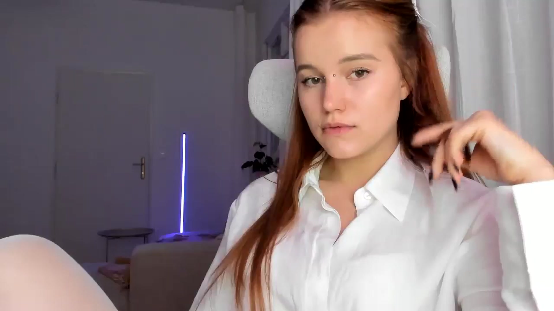Gallery image thumbnail from Lia_lisia's myfreecams stream on, 03/02/2026, 11:16 image 14 of 20
